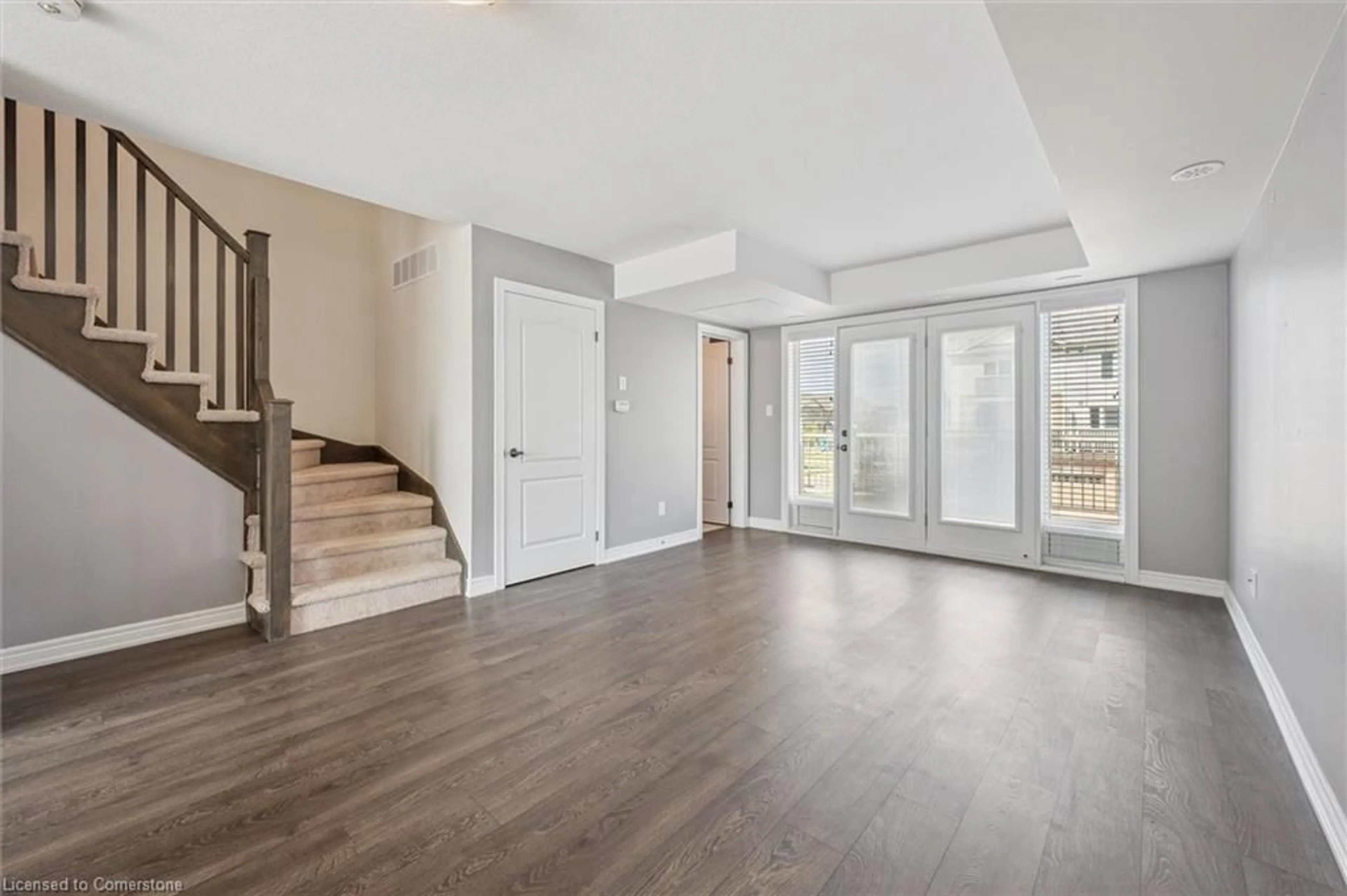 Indoor entryway for 124 Watson Pky #4, Guelph Ontario N1E 0P6