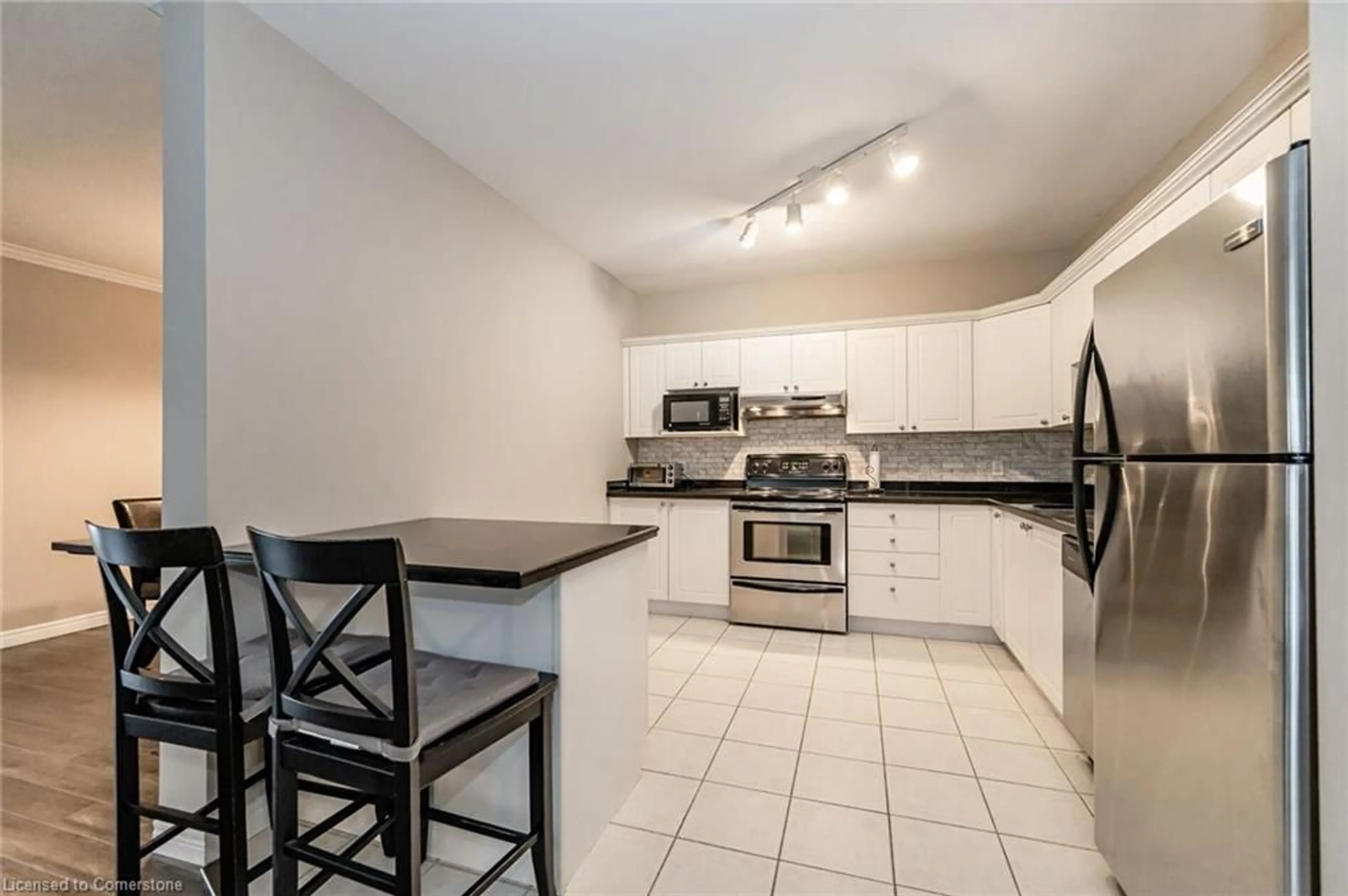 Standard kitchen, ceramic/tile floor for 255 Keats Way #607, Waterloo Ontario N2L 6N6