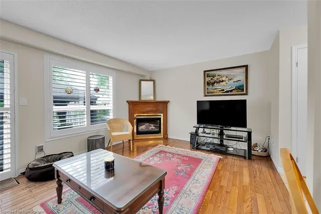 Additional image 29 of 10 Cadham Blvd Unit 17