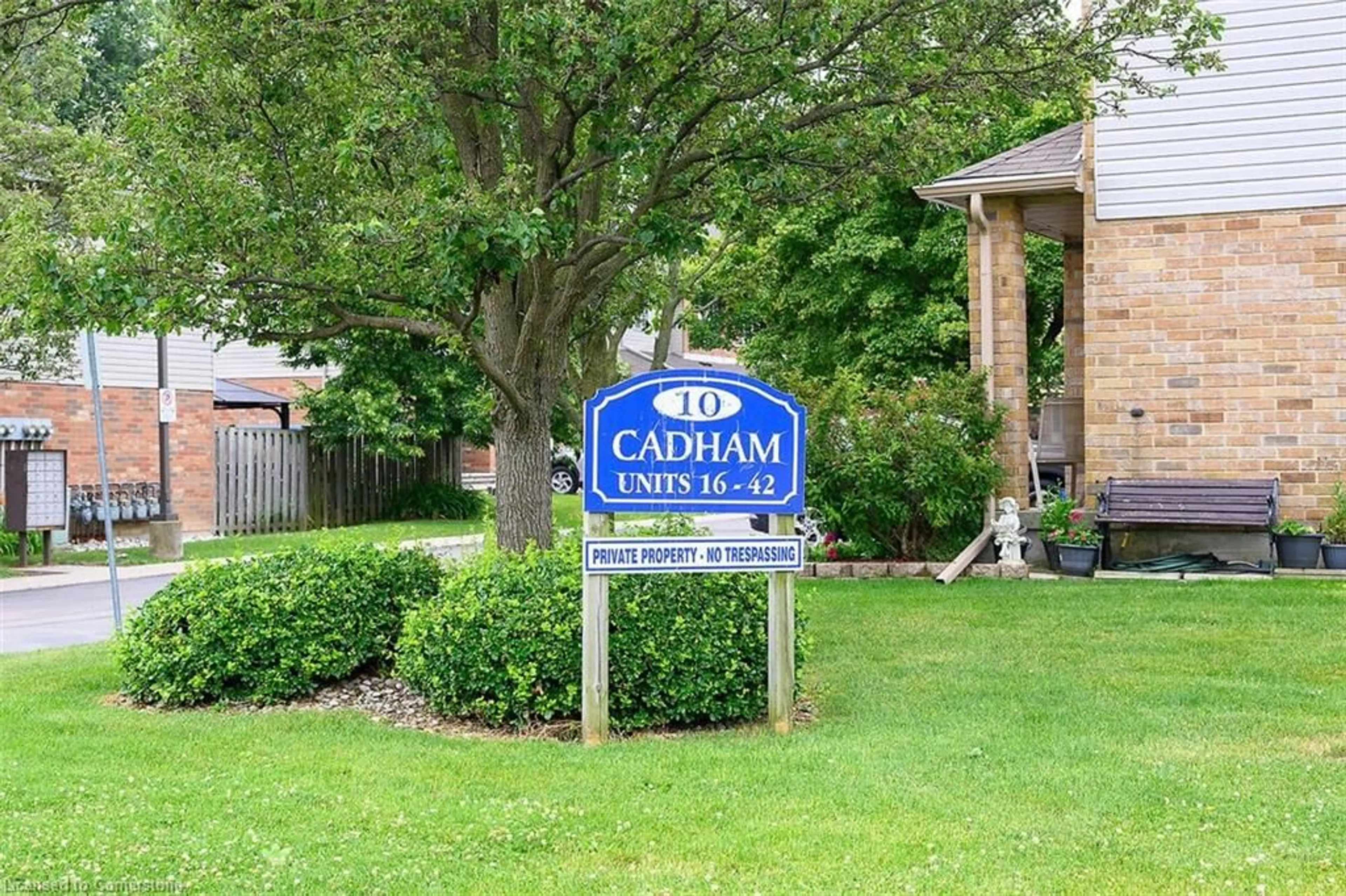 Unknown for 10 Cadham Blvd #17, Hamilton Ontario L8W 3X6