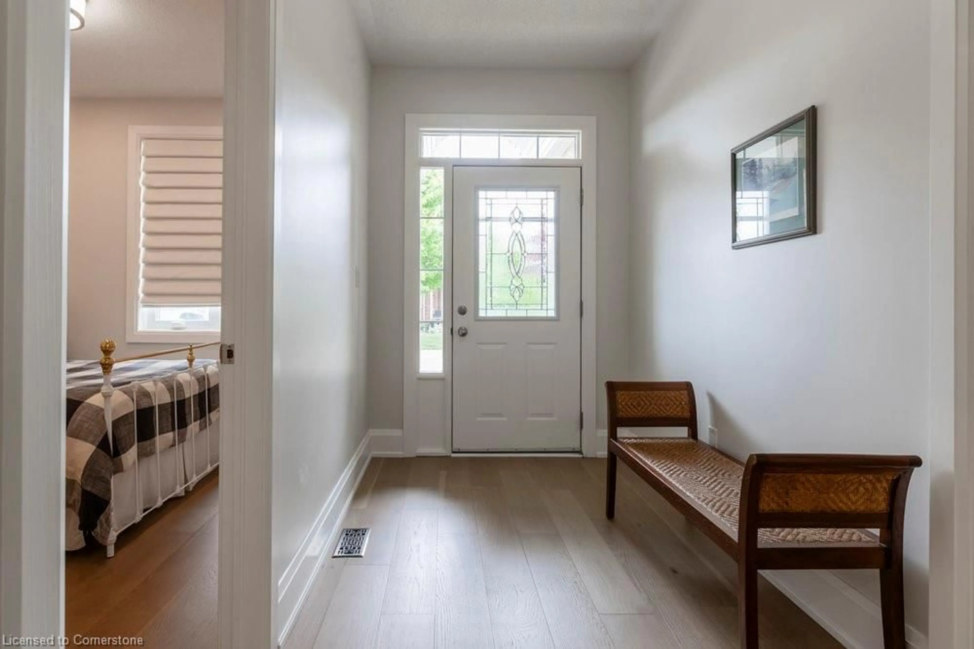 Indoor entryway for 84 Sandollar Dr, Mount Hope Ontario L0R 1W0
