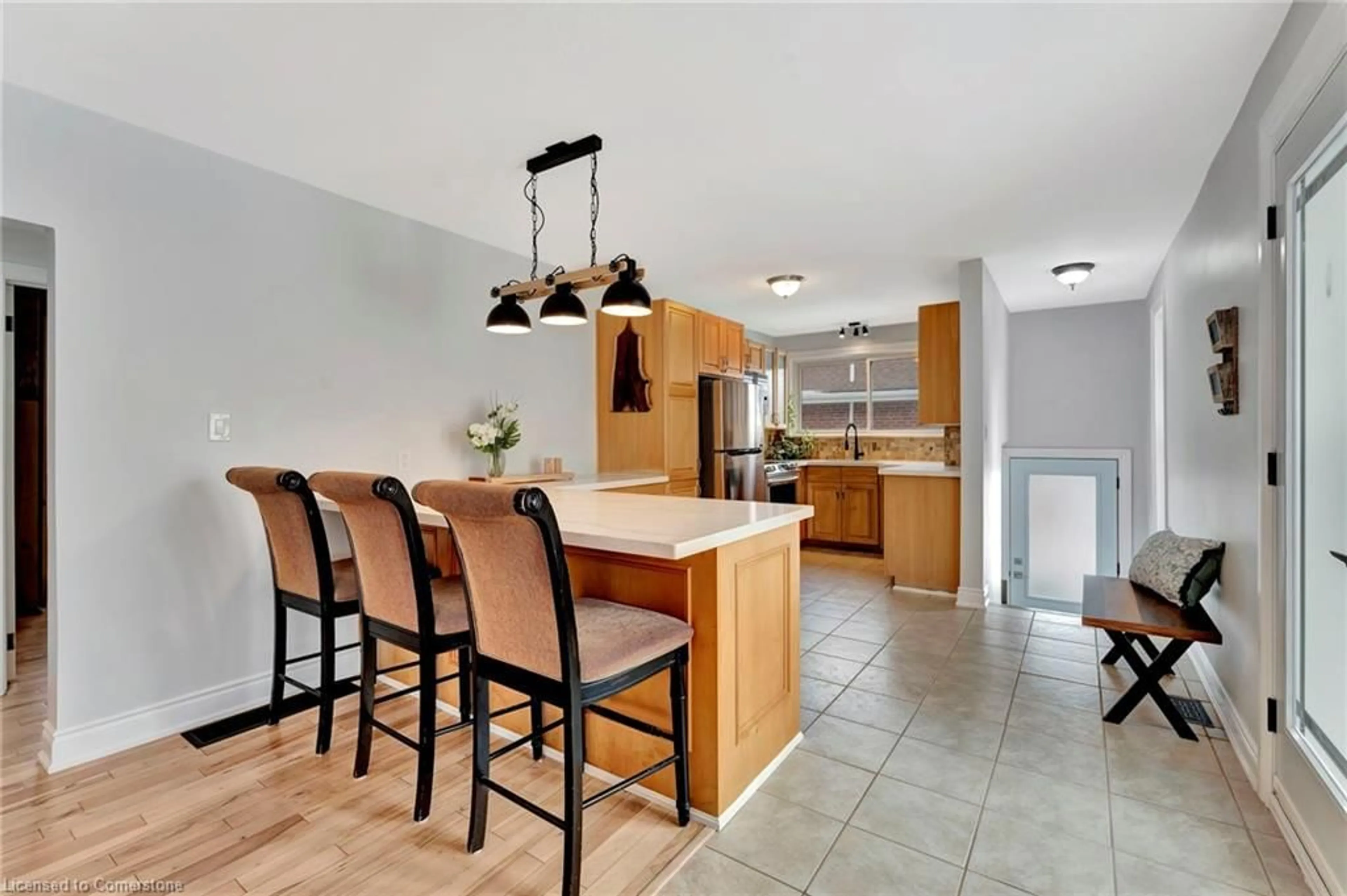 Open concept kitchen, ceramic/tile floor for 635 Inverness Ave, Burlington Ontario L7T 3S9