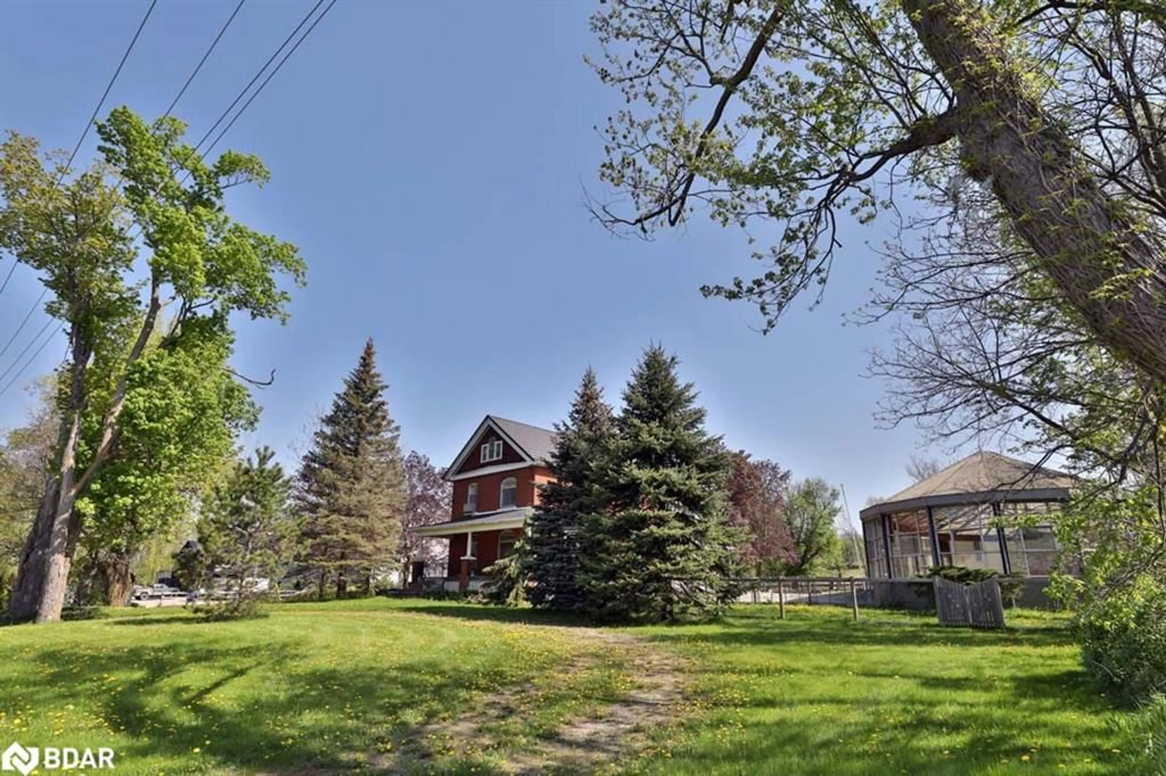 A pic from outside/outdoor area/front of a property/back of a property/a pic from drone, street for 1694 Centre Rd, Carlisle Ontario L8N 2Z7