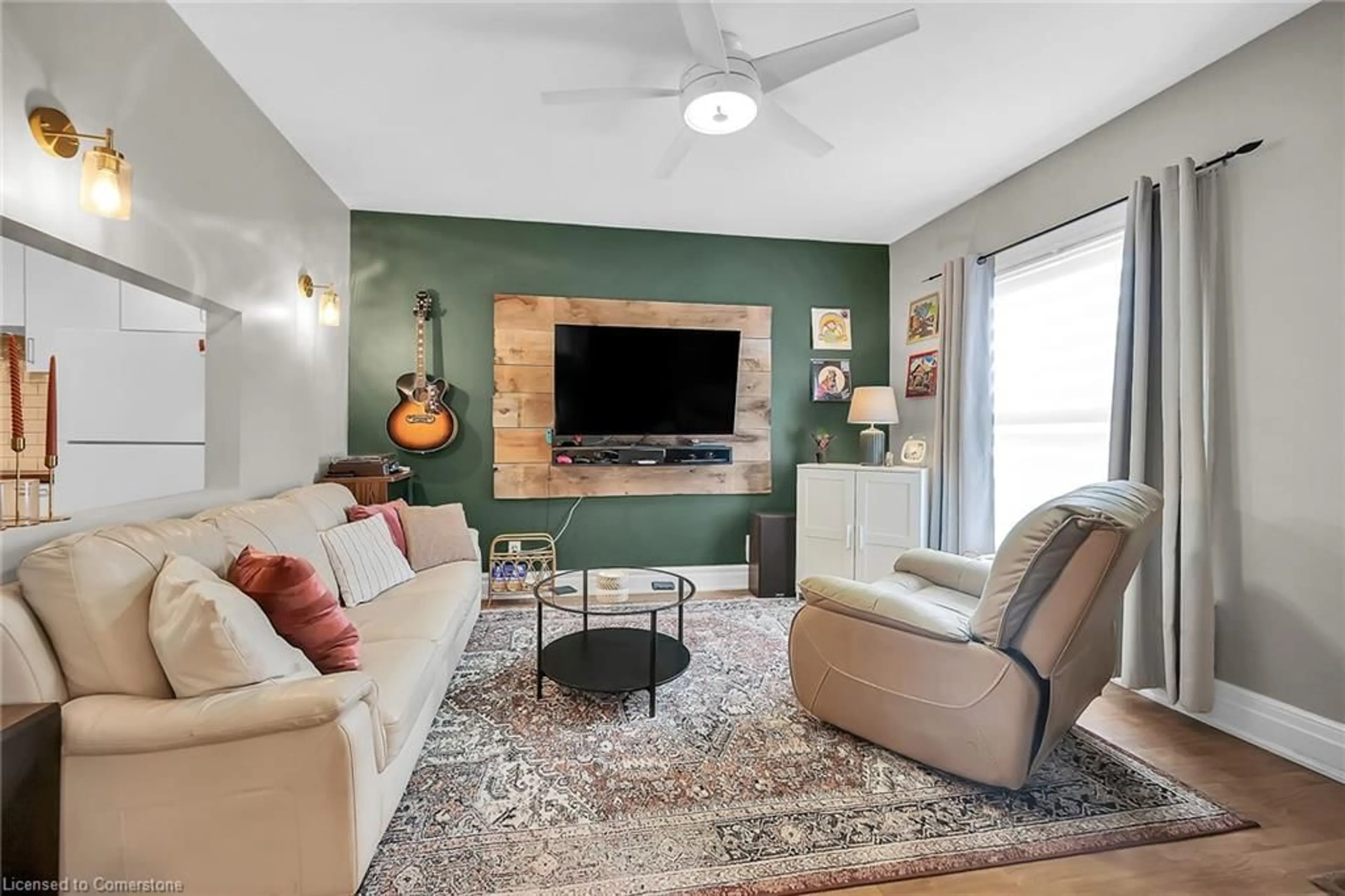Living room with furniture, unknown for 149 Kensington Ave, Hamilton Ontario L8L 7N4