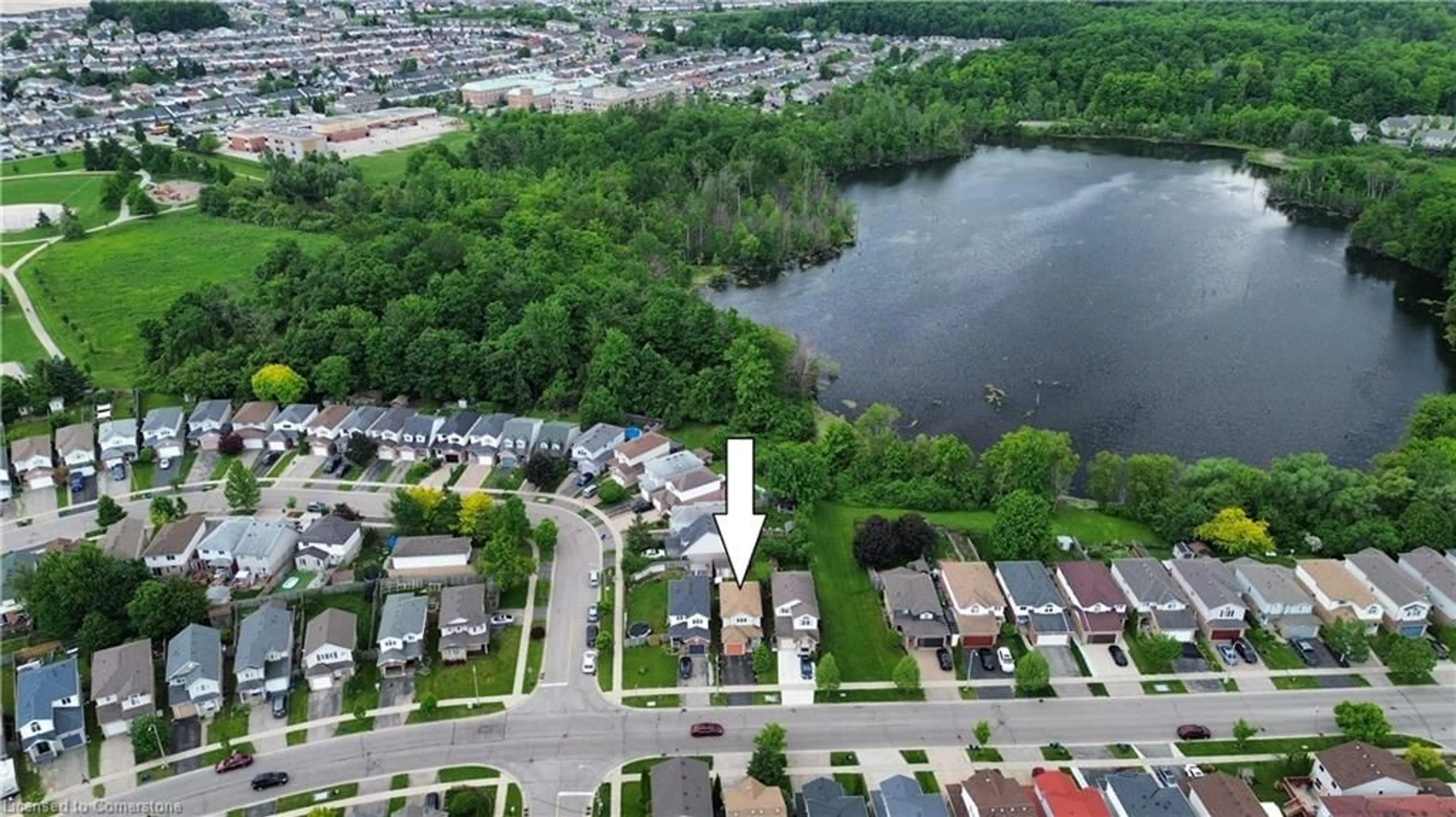 A pic from outside/outdoor area/front of a property/back of a property/a pic from drone, water/lake/river/ocean view for 141 Wilderness Dr, Kitchener Ontario N2E 3R8