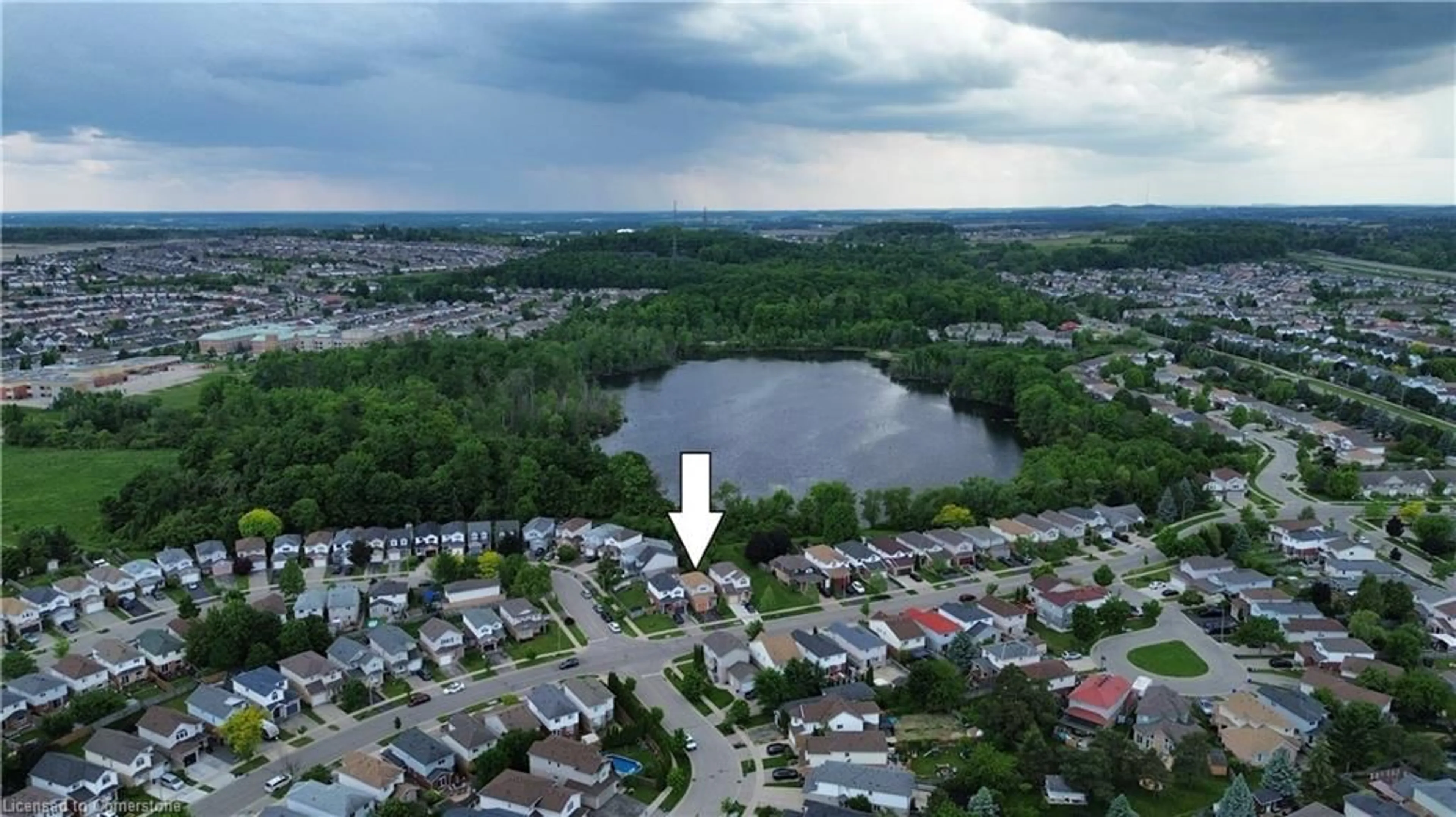 A pic from outside/outdoor area/front of a property/back of a property/a pic from drone, water/lake/river/ocean view for 141 Wilderness Dr, Kitchener Ontario N2E 3R8