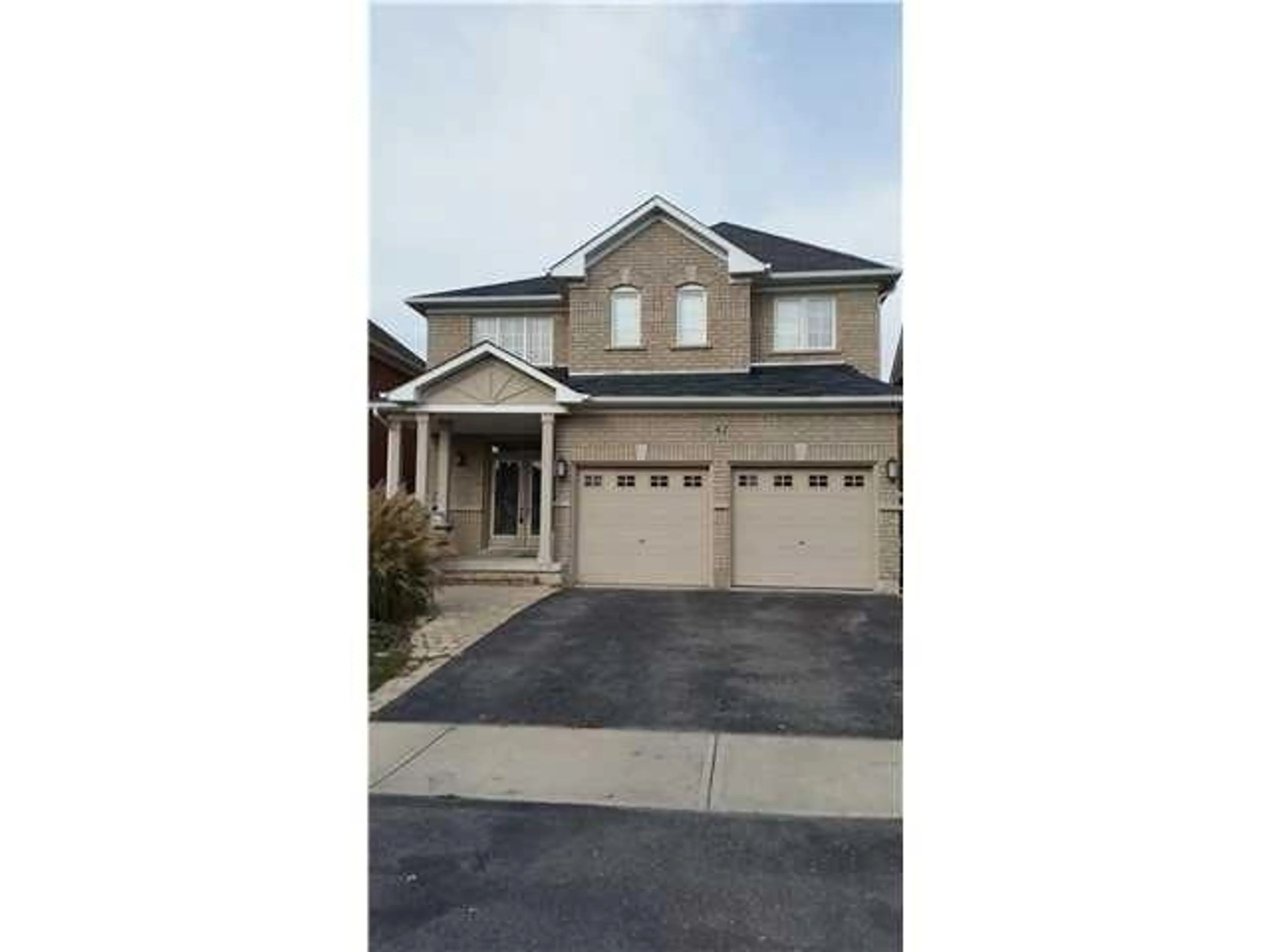 Home with brick exterior material, street for 42 Westminster Cir, Barrie Ontario L4M 0A4