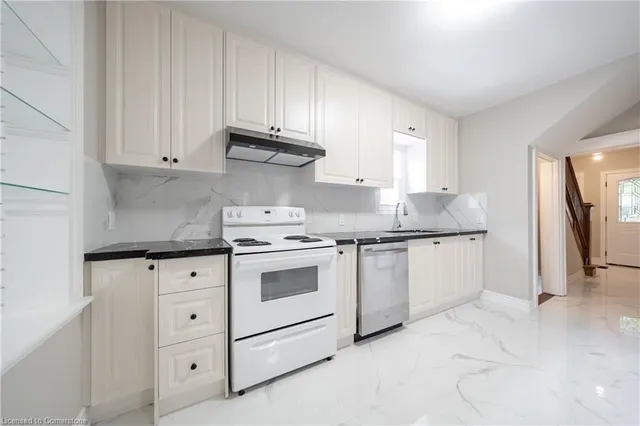 Additional property image - 1111 King St