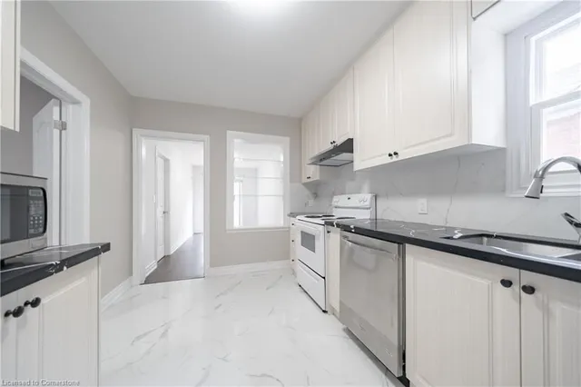 Additional property image - 1111 King St