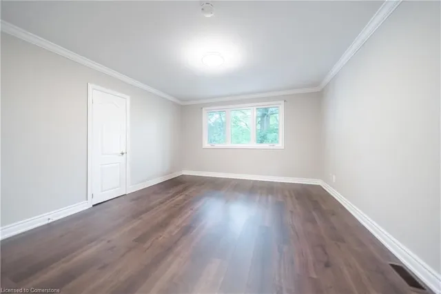 Additional property image - 1111 King St