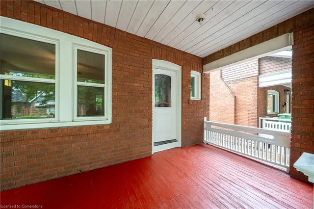 Additional property image - 1111 King St