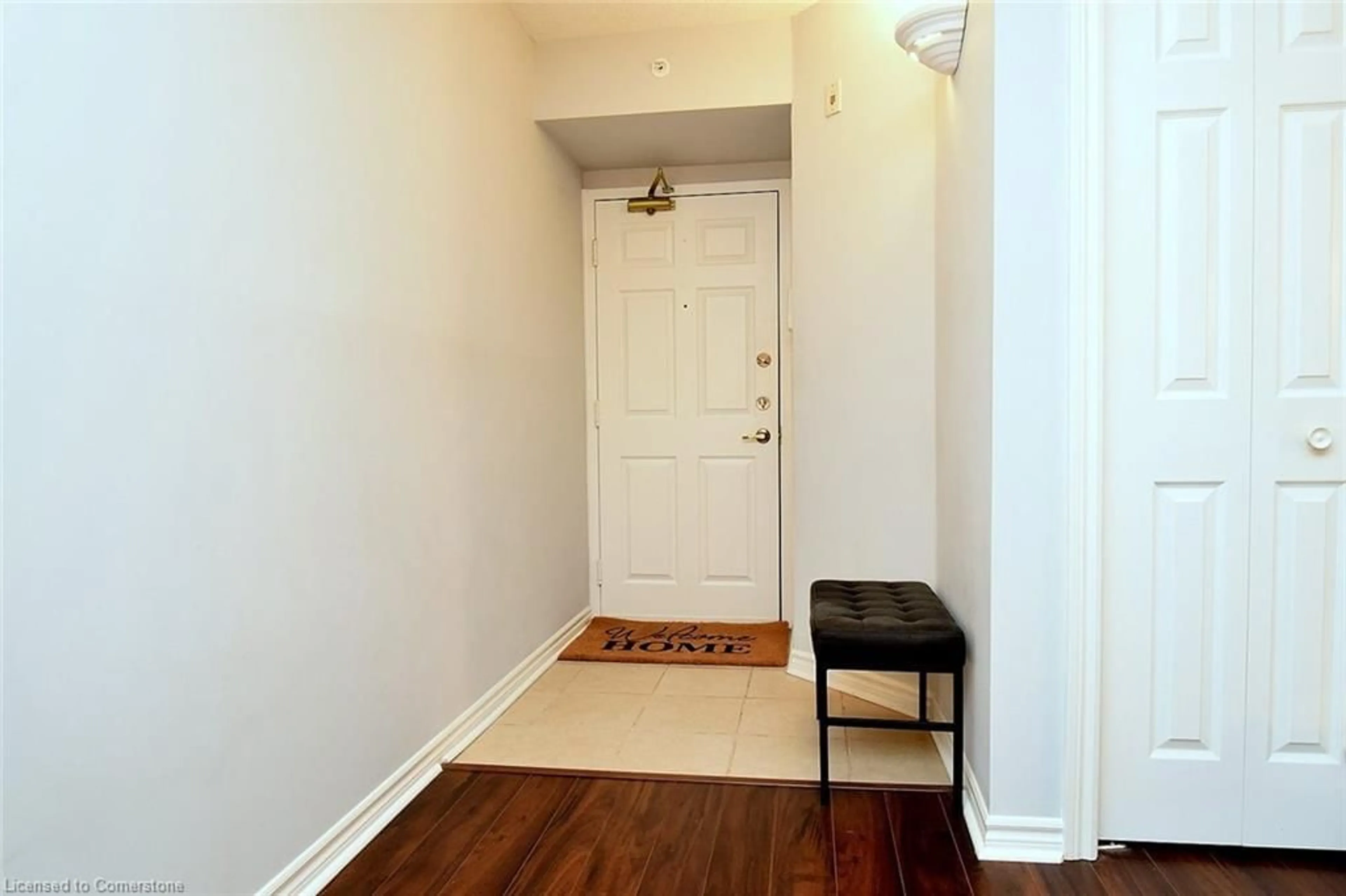 Indoor entryway for 1411 Walker's Line #202, Burlington Ontario L7M 4P5