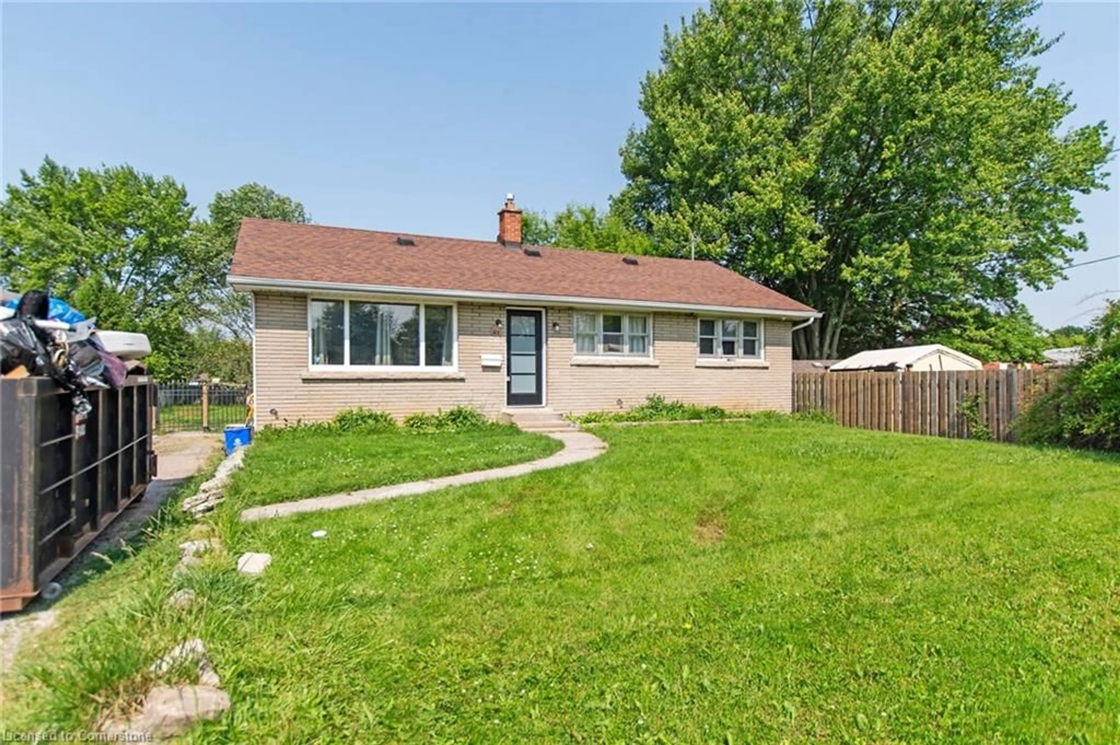 Home with brick exterior material, street for 163 Rice Rd, Welland Ontario L3C 2V7