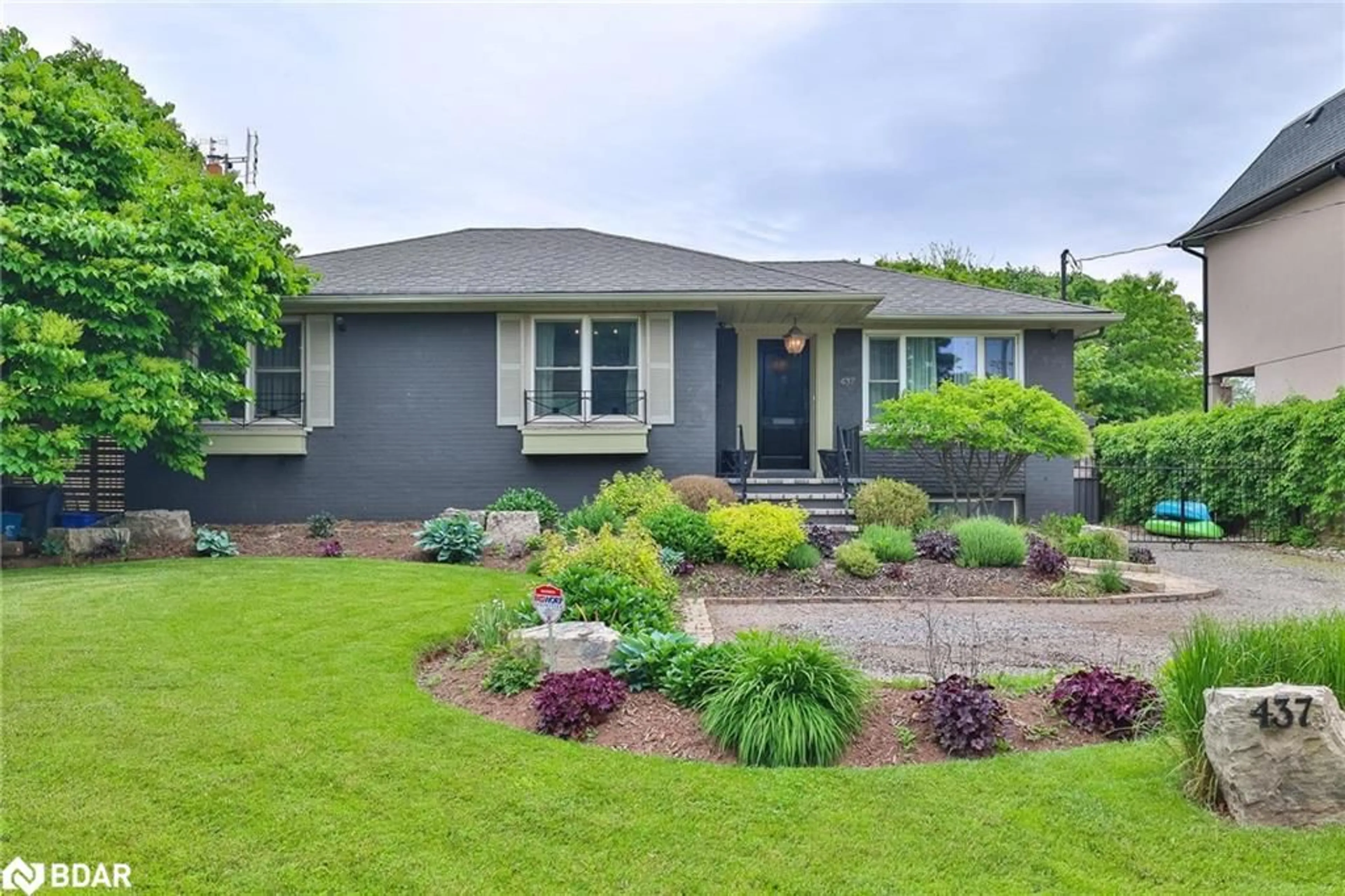 Unknown for 437 Seaton Dr, Oakville Ontario L6L 3Y3