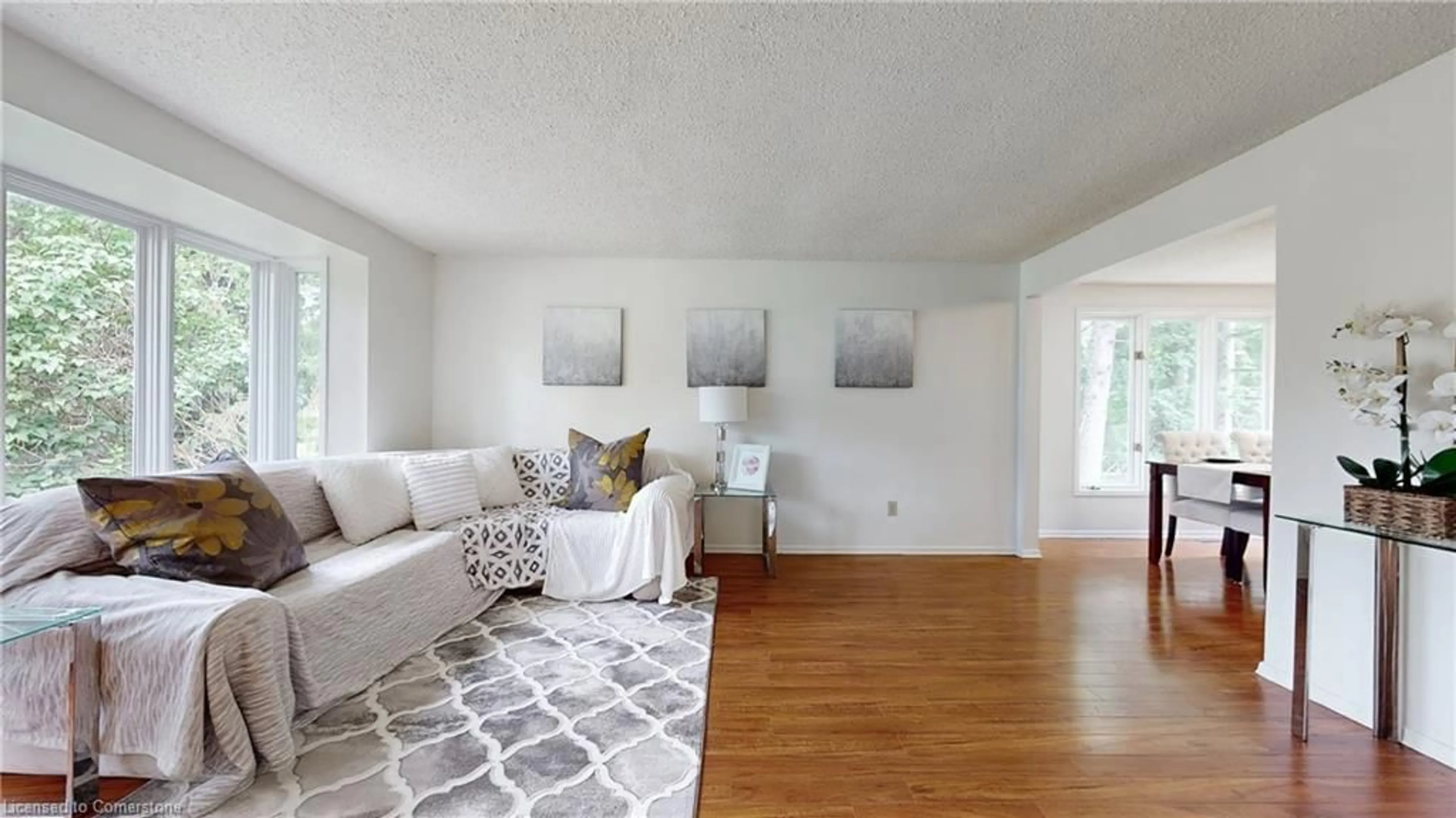 Living room with furniture, unknown for 116 Keats Way Pl, Waterloo Ontario N2L 5H3