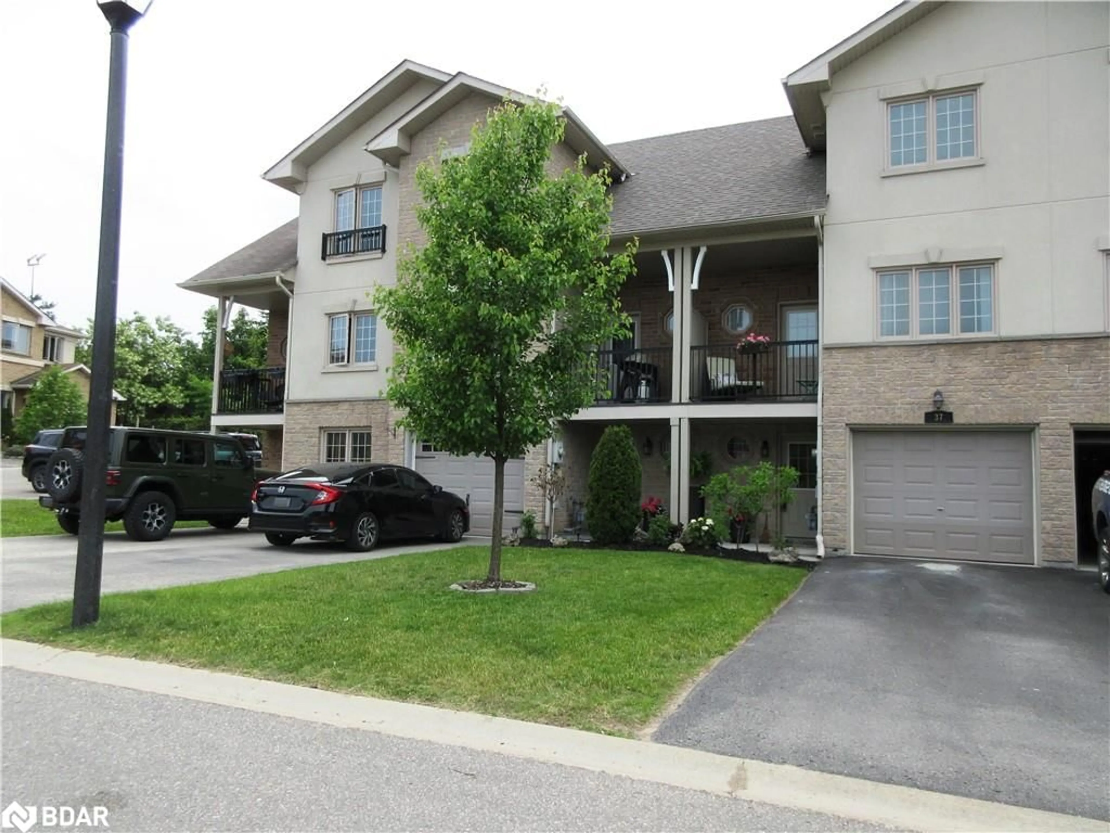 Unknown for 175 Stanley Street St, Barrie Ontario L4M 0G2