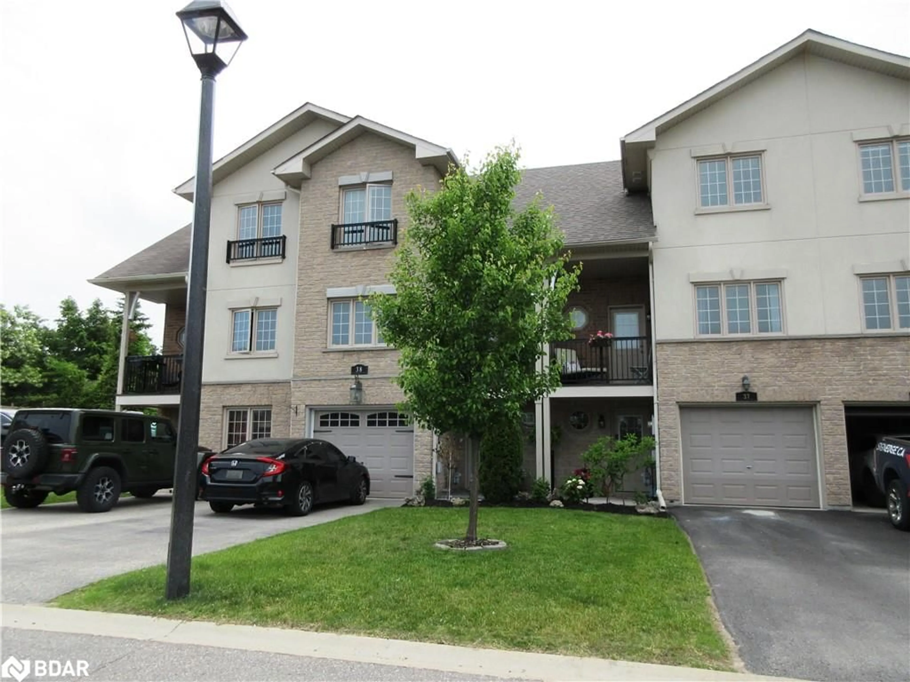 Unknown for 175 Stanley Street St, Barrie Ontario L4M 0G2