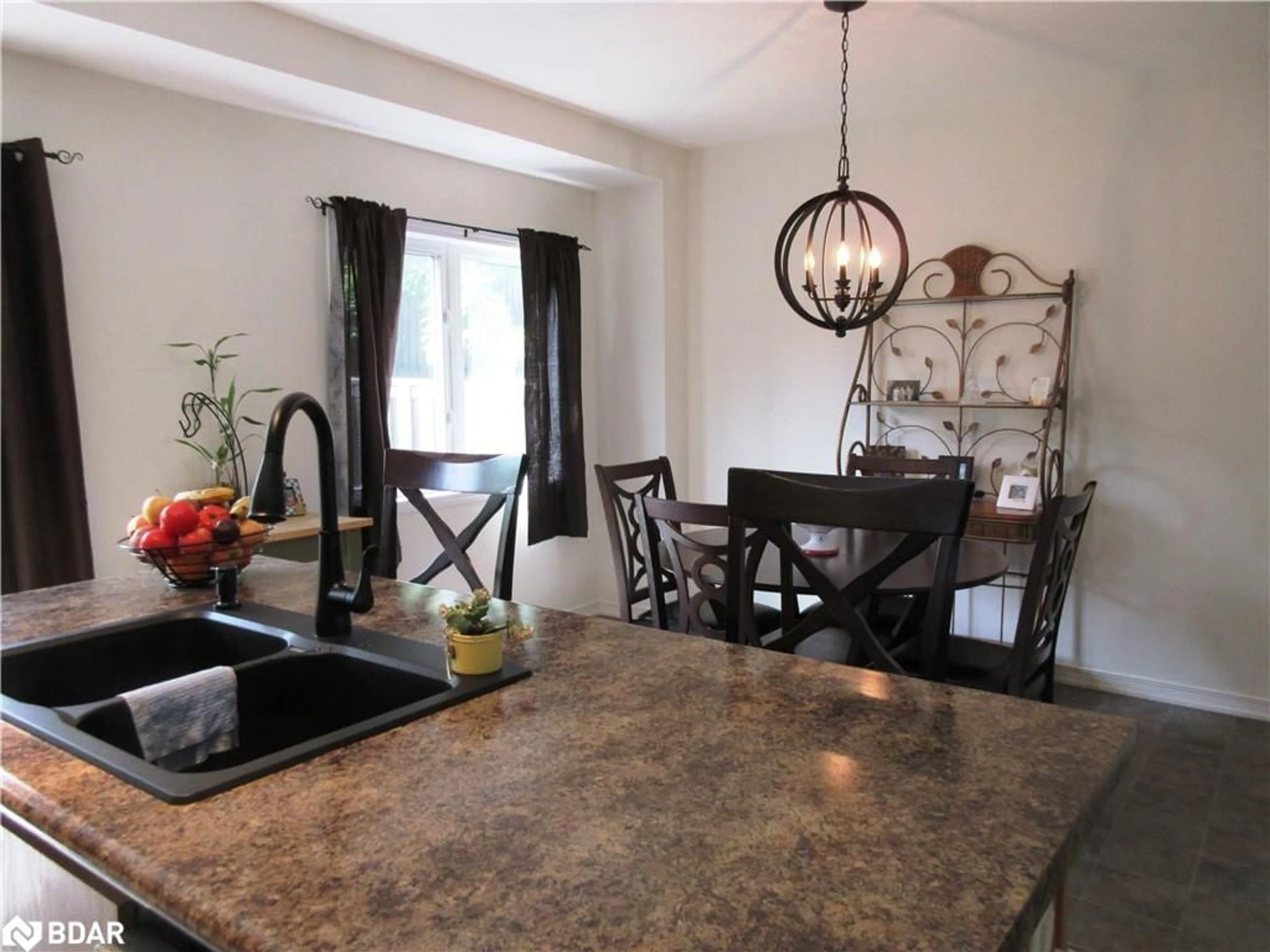 Open concept kitchen, unknown for 175 Stanley Street St, Barrie Ontario L4M 0G2