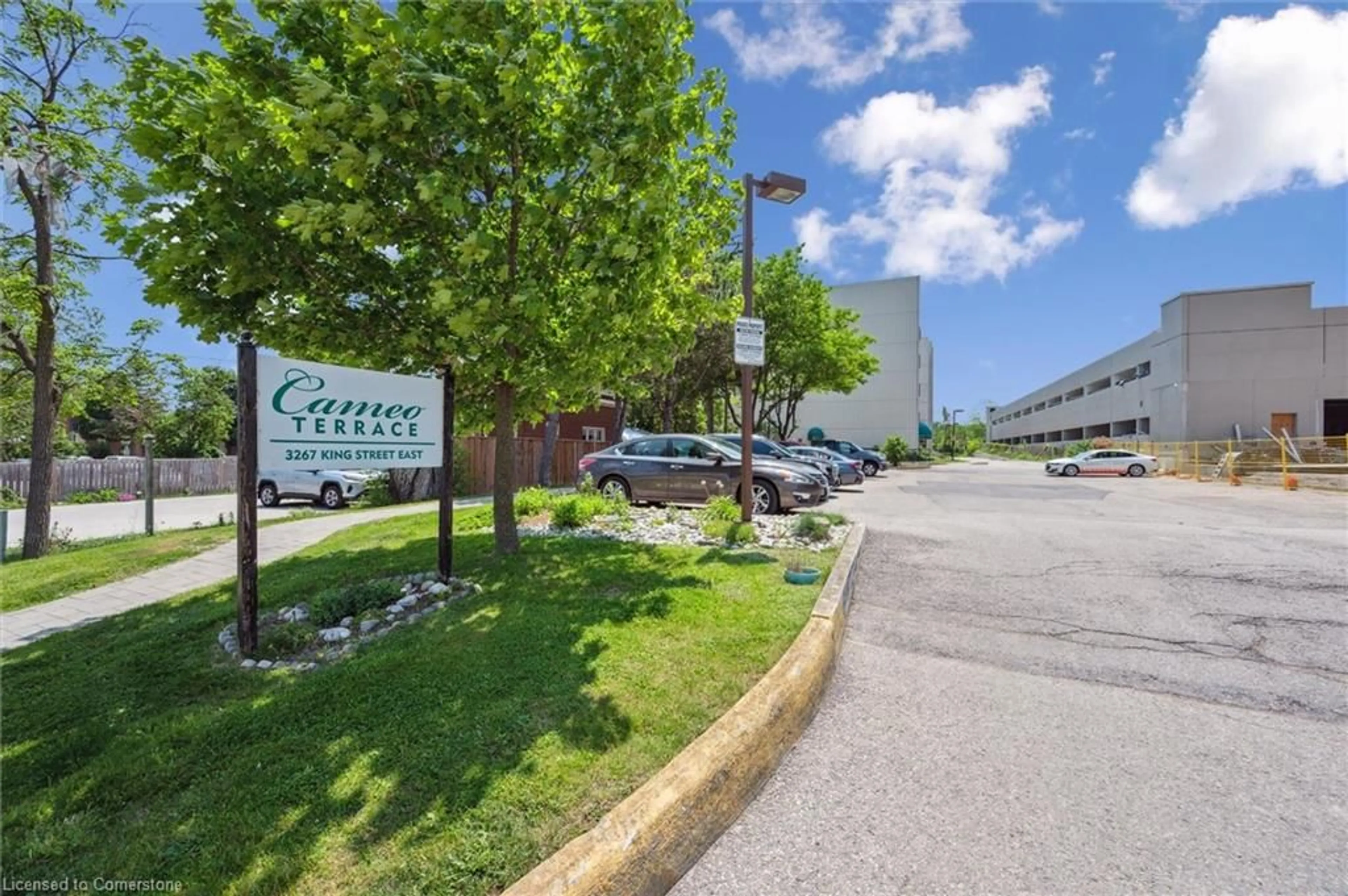Patio, street for 3267 King St #PH6, Kitchener Ontario N2A 4A4