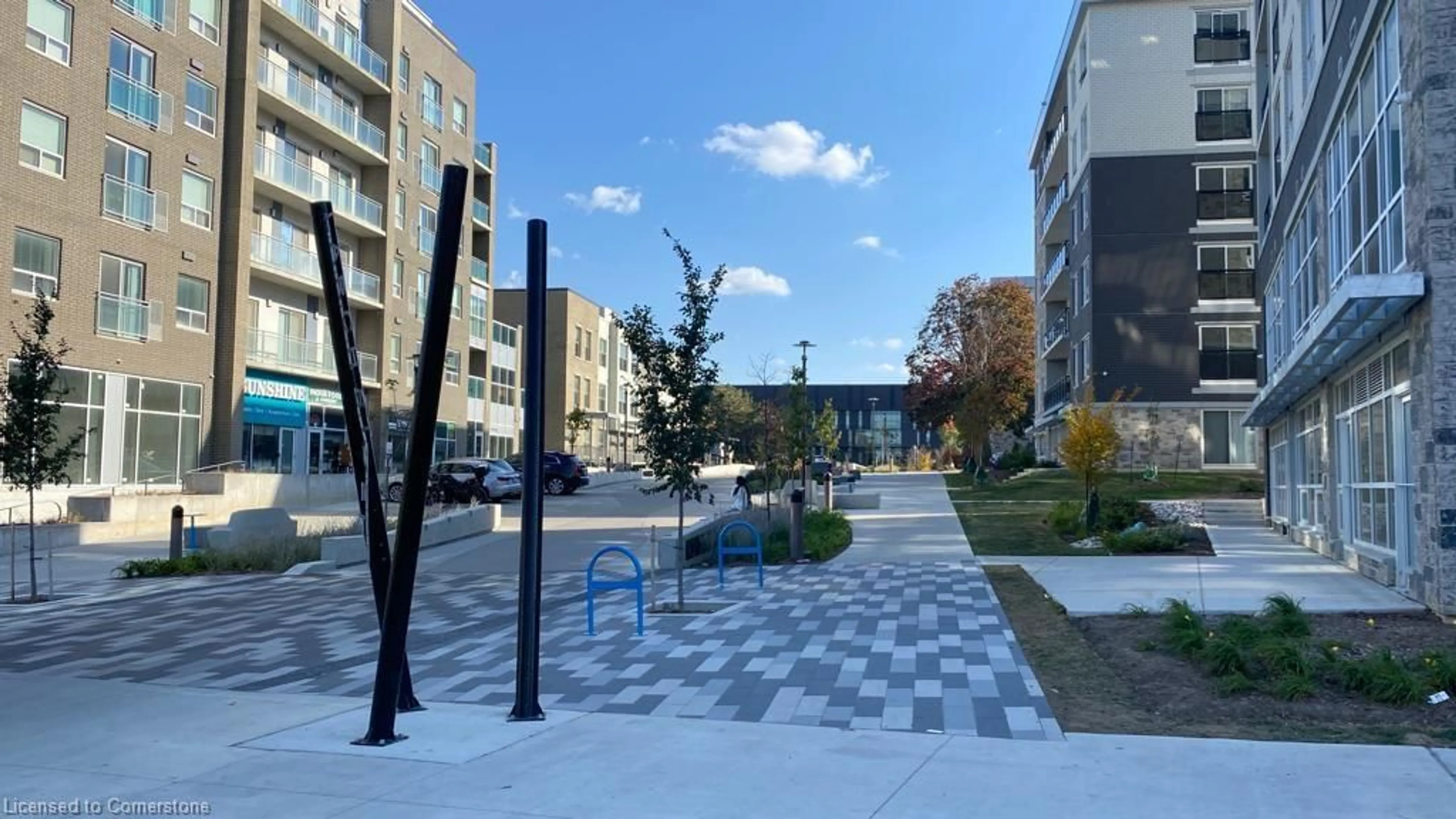 Patio, street for 275 Larch St #G503, Waterloo Ontario N2L 3R2