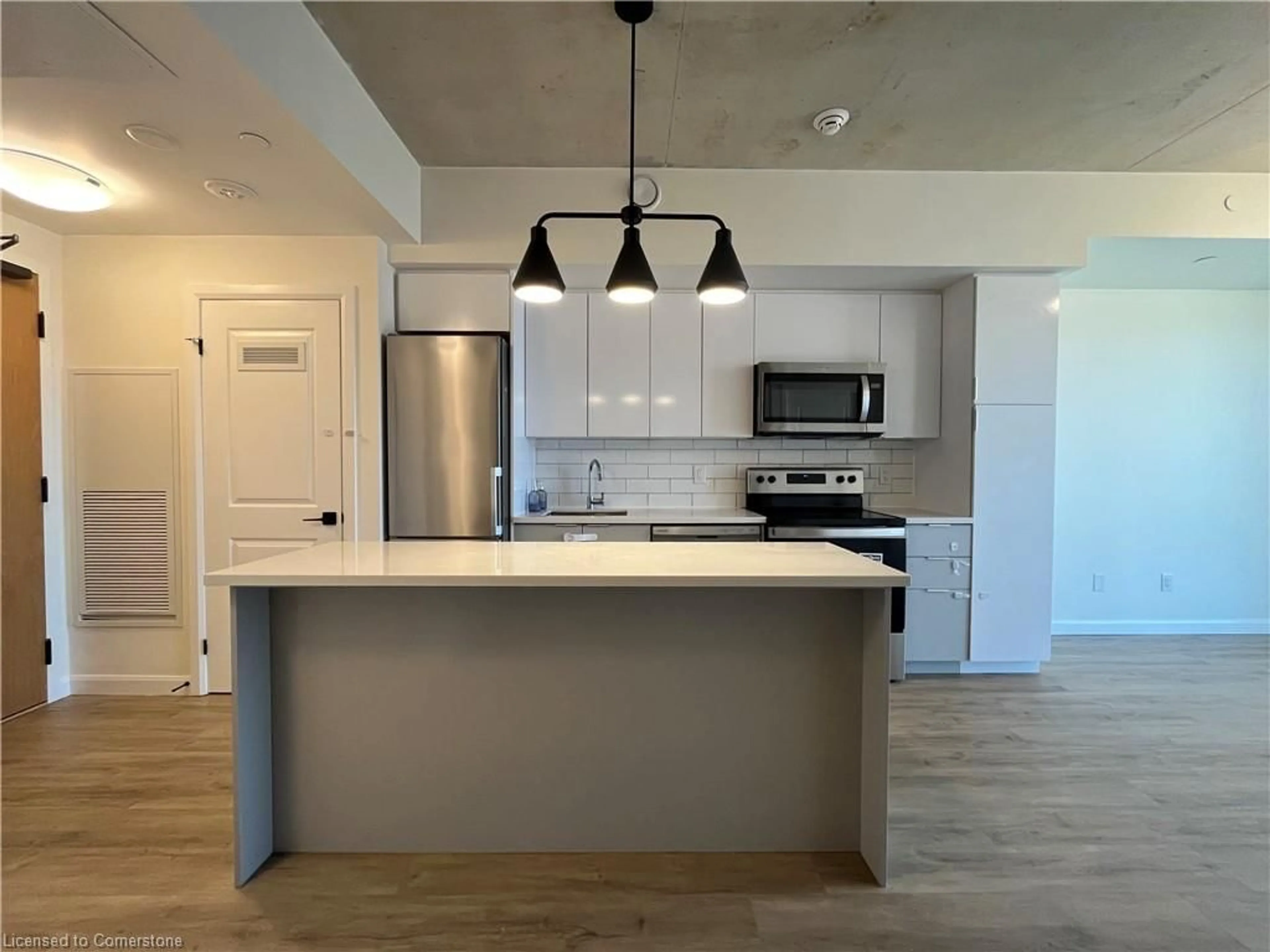 Open concept kitchen, unknown for 7 Erie Ave #515, Brantford Ontario N3S 0K5