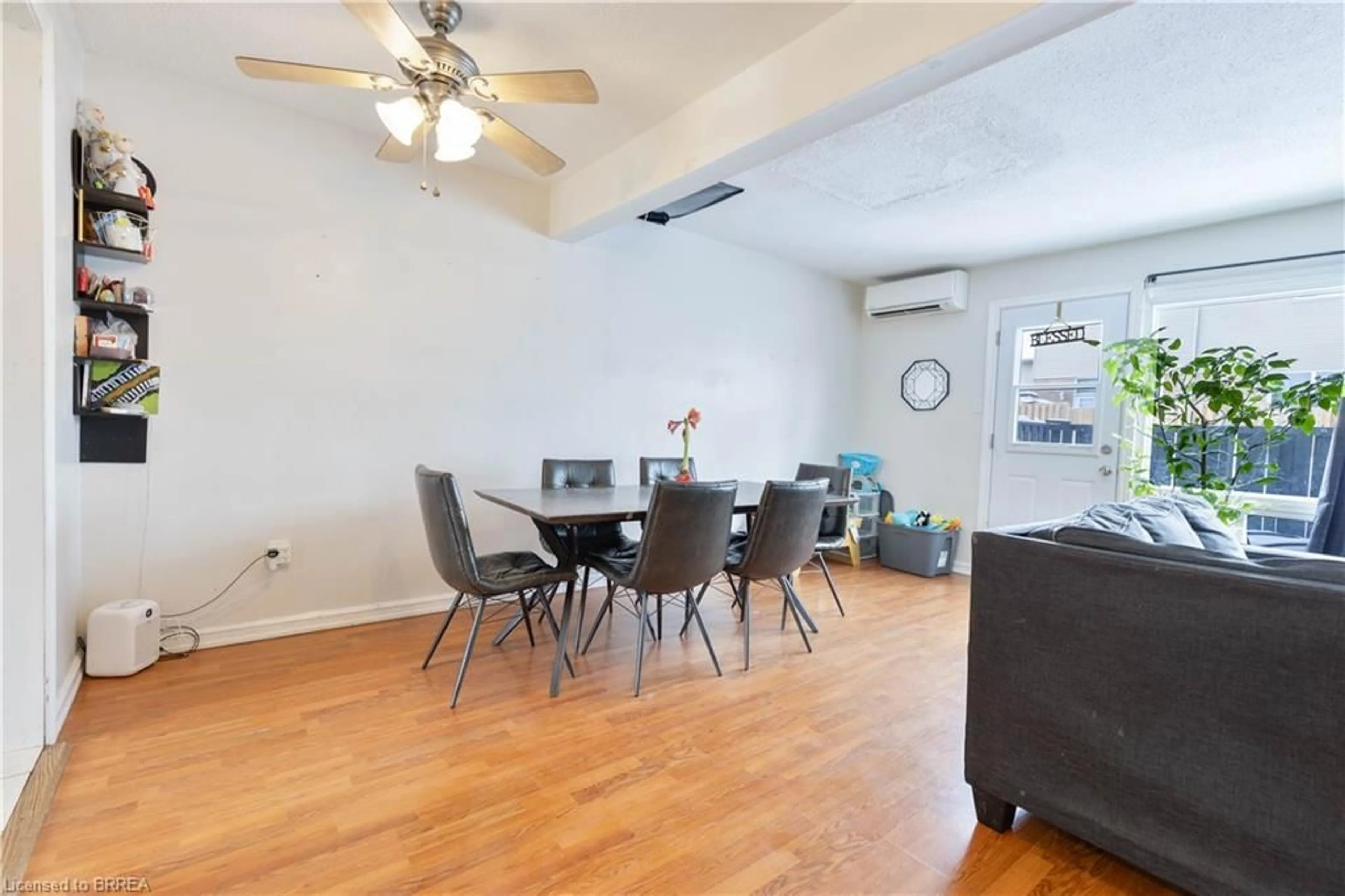 A pic of a room for 500 Grey St #500J, Brantford Ontario N3S 7L4
