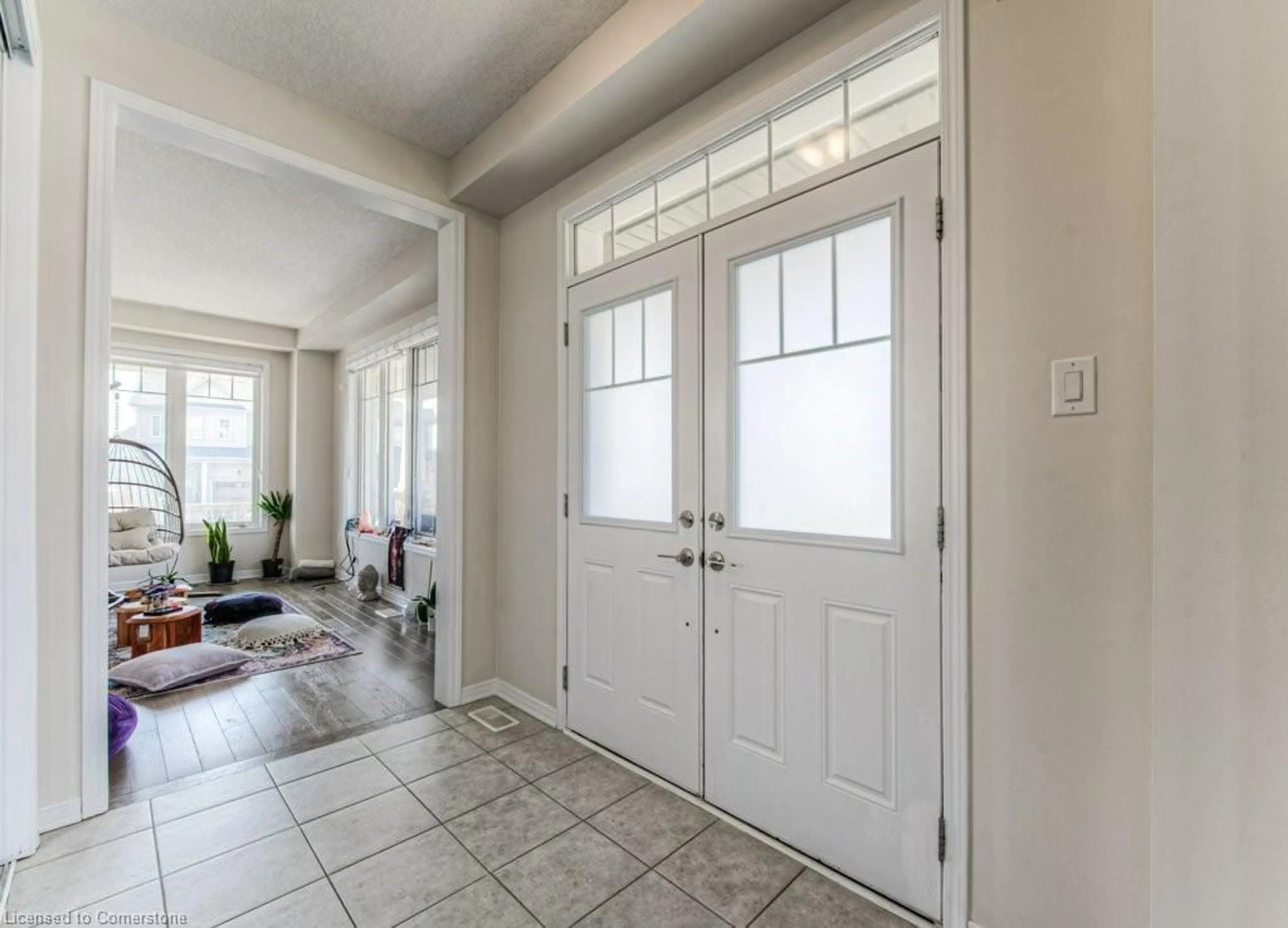 Indoor entryway for 65 Tilbury St, Breslau Ontario N0B 1M0