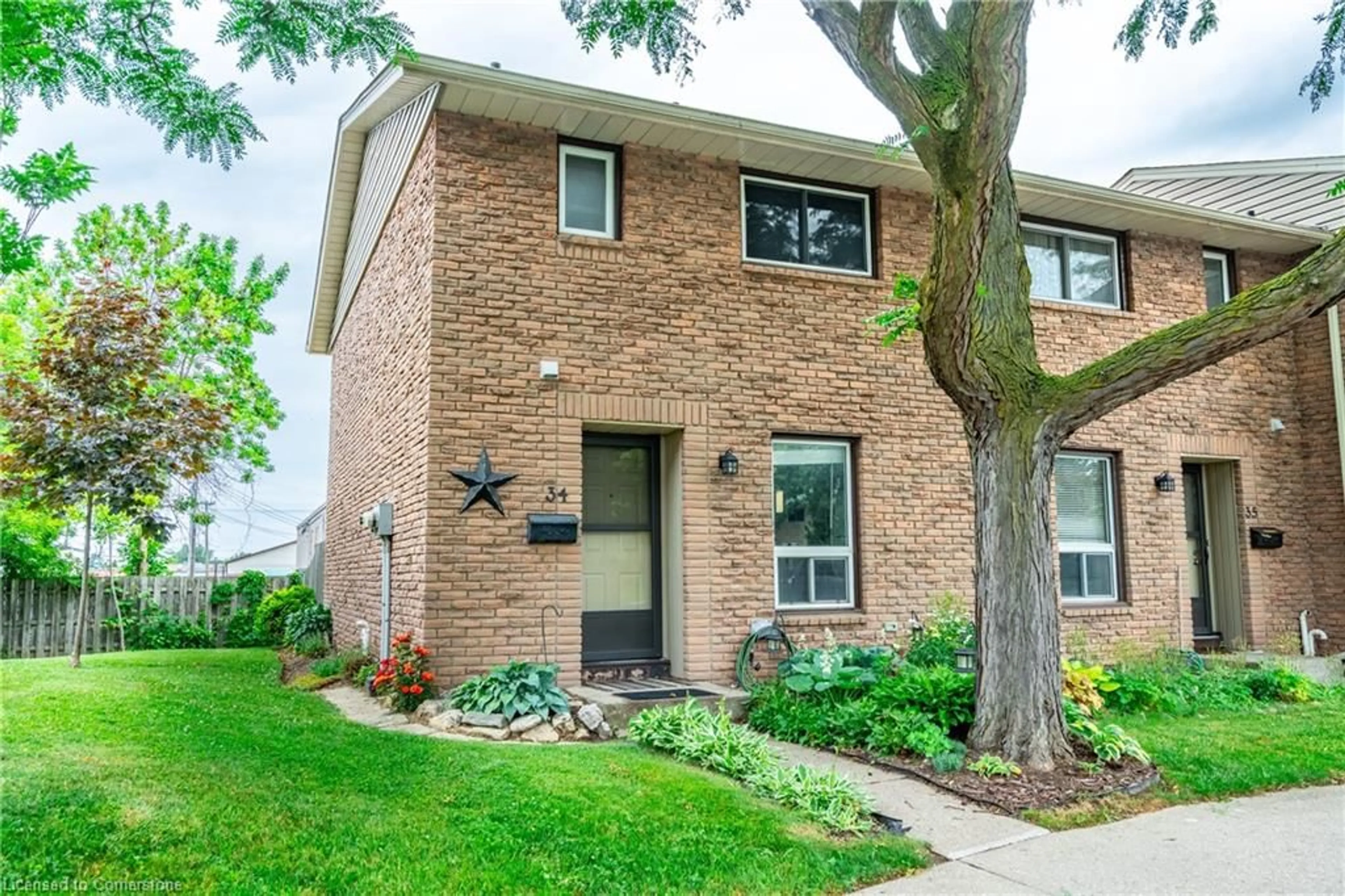 Home with brick exterior material, street for 75 Ventura Dr #34, St. Catharines Ontario L2R 7J7
