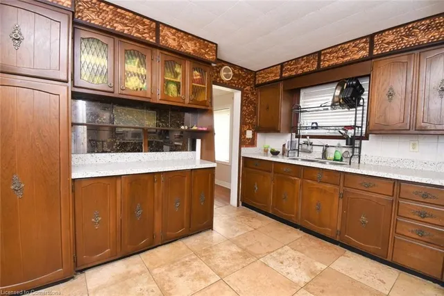 Additional property image - 205 Ivon Ave