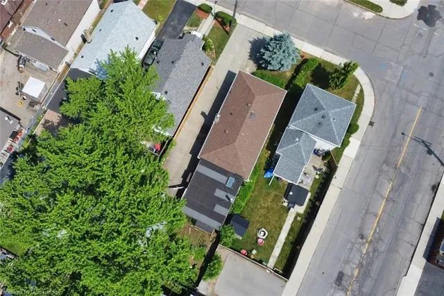Additional property image - 205 Ivon Ave