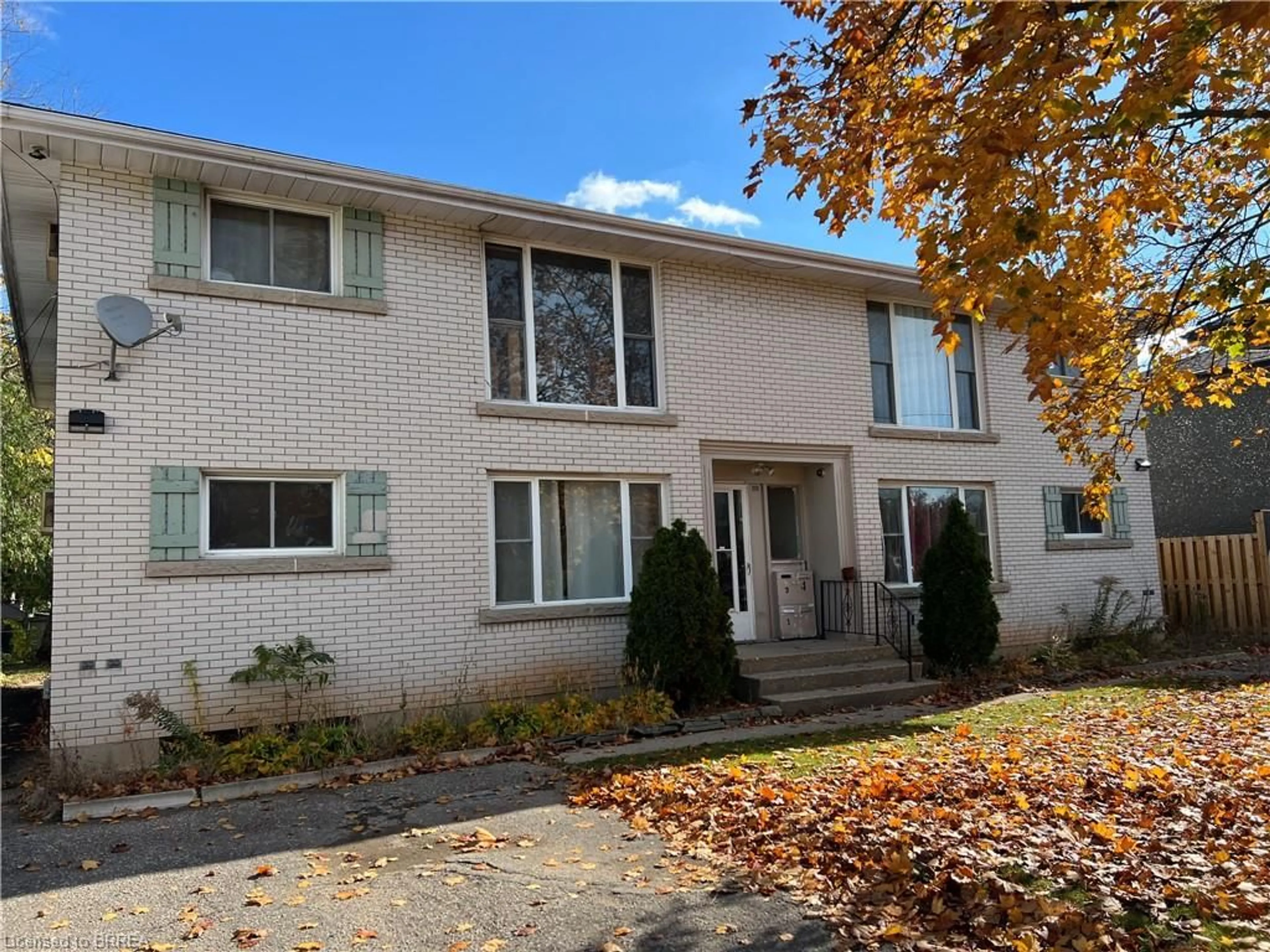 Unknown for 111 Murray St, Brantford Ontario N3S 5P5