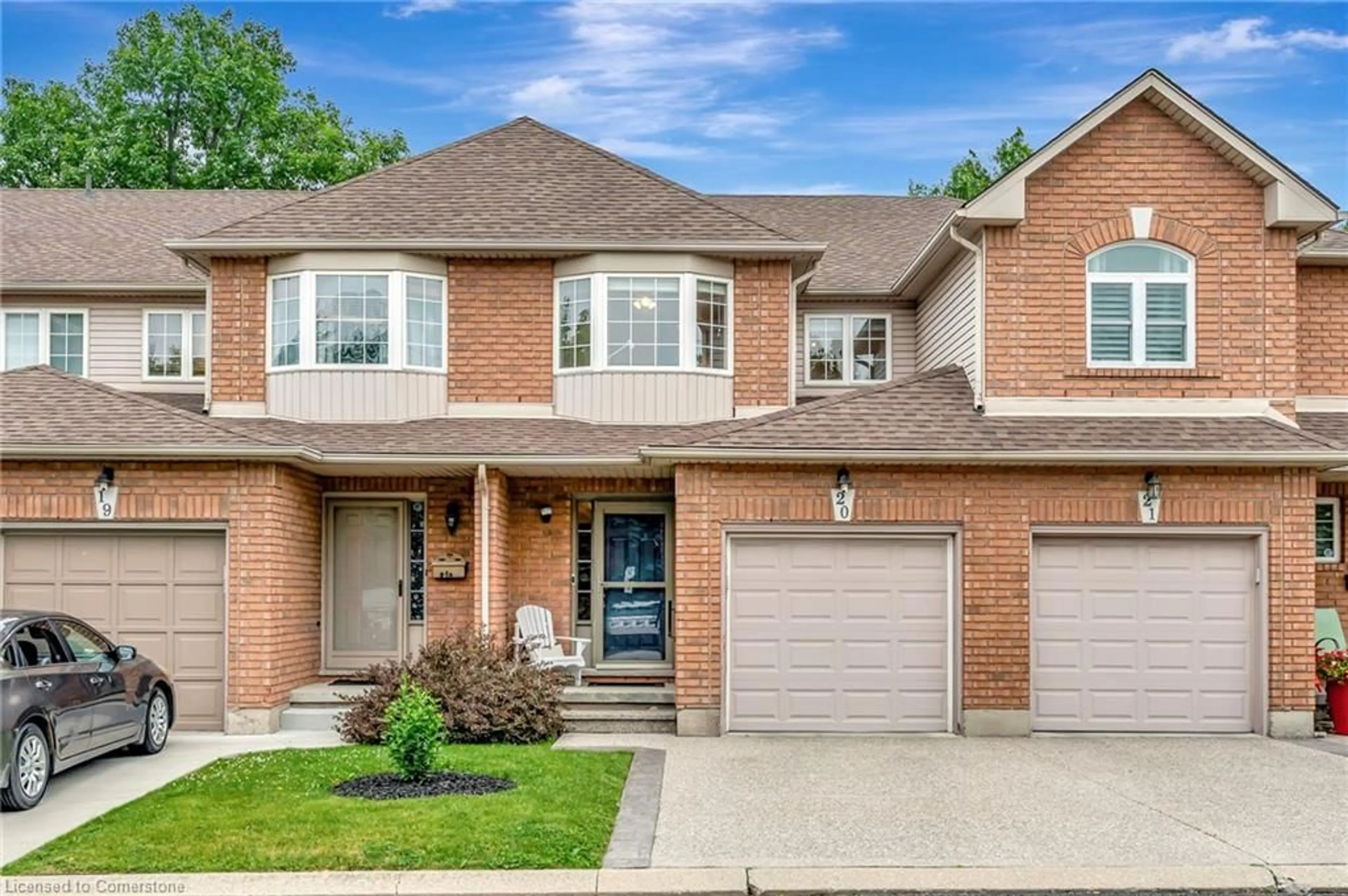 Home with brick exterior material, street for 348 Highland Rd #20, Stoney Creek Ontario L8J 3W5