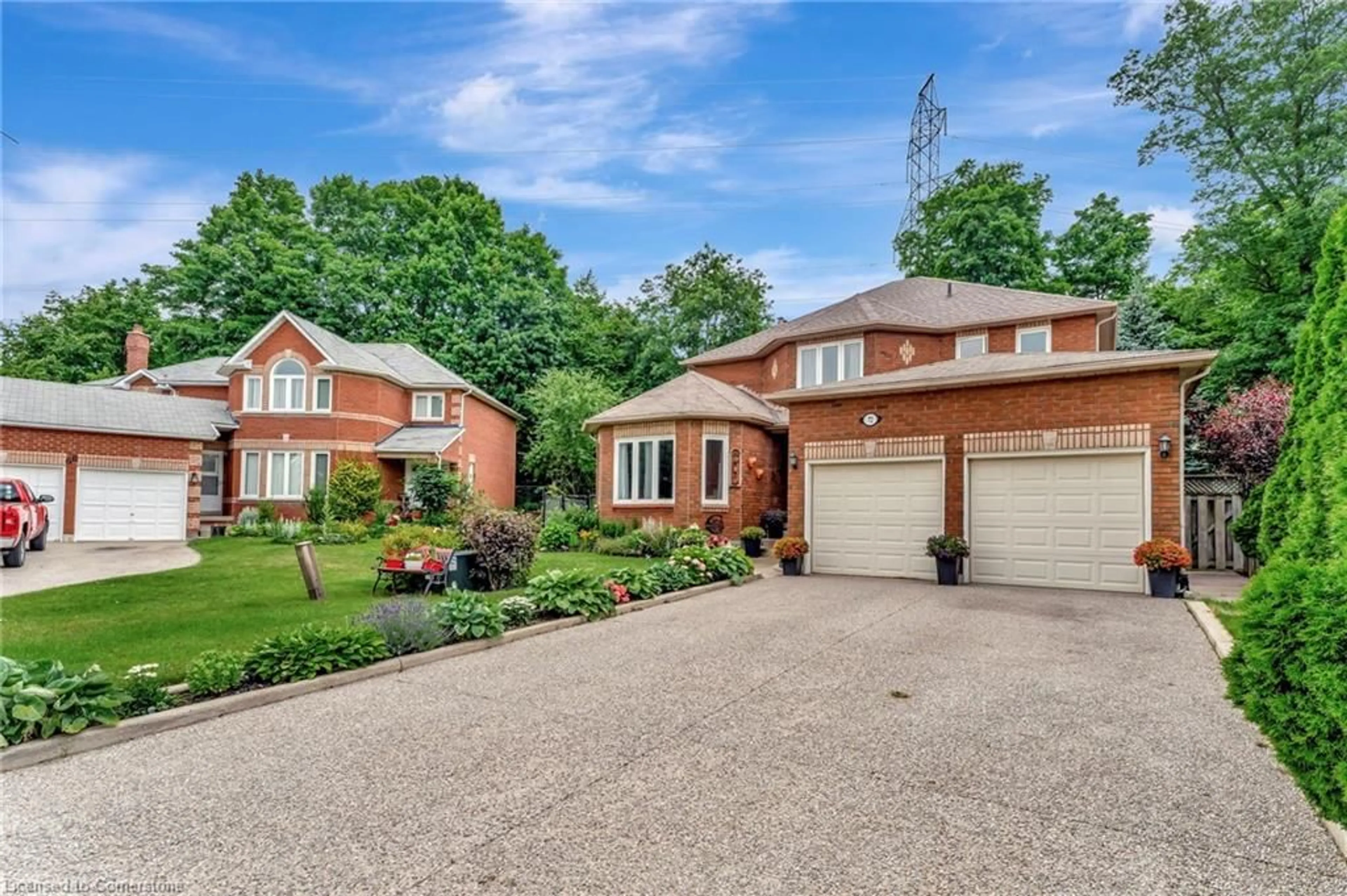 Home with brick exterior material, street for 72 Hilborn Ave, Cambridge Ontario N1T 1M8