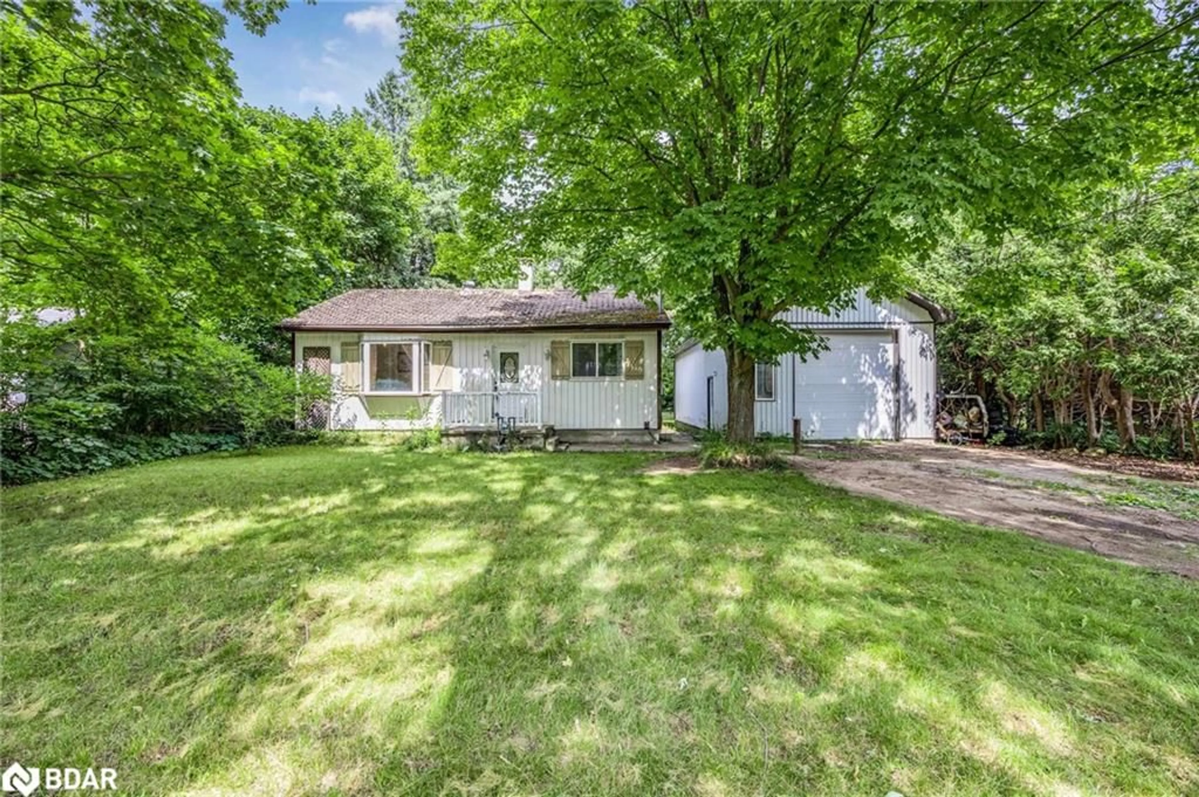 Home with vinyl exterior material, street for 1213 Bayfield St N St, Midhurst Ontario L9X 0N6
