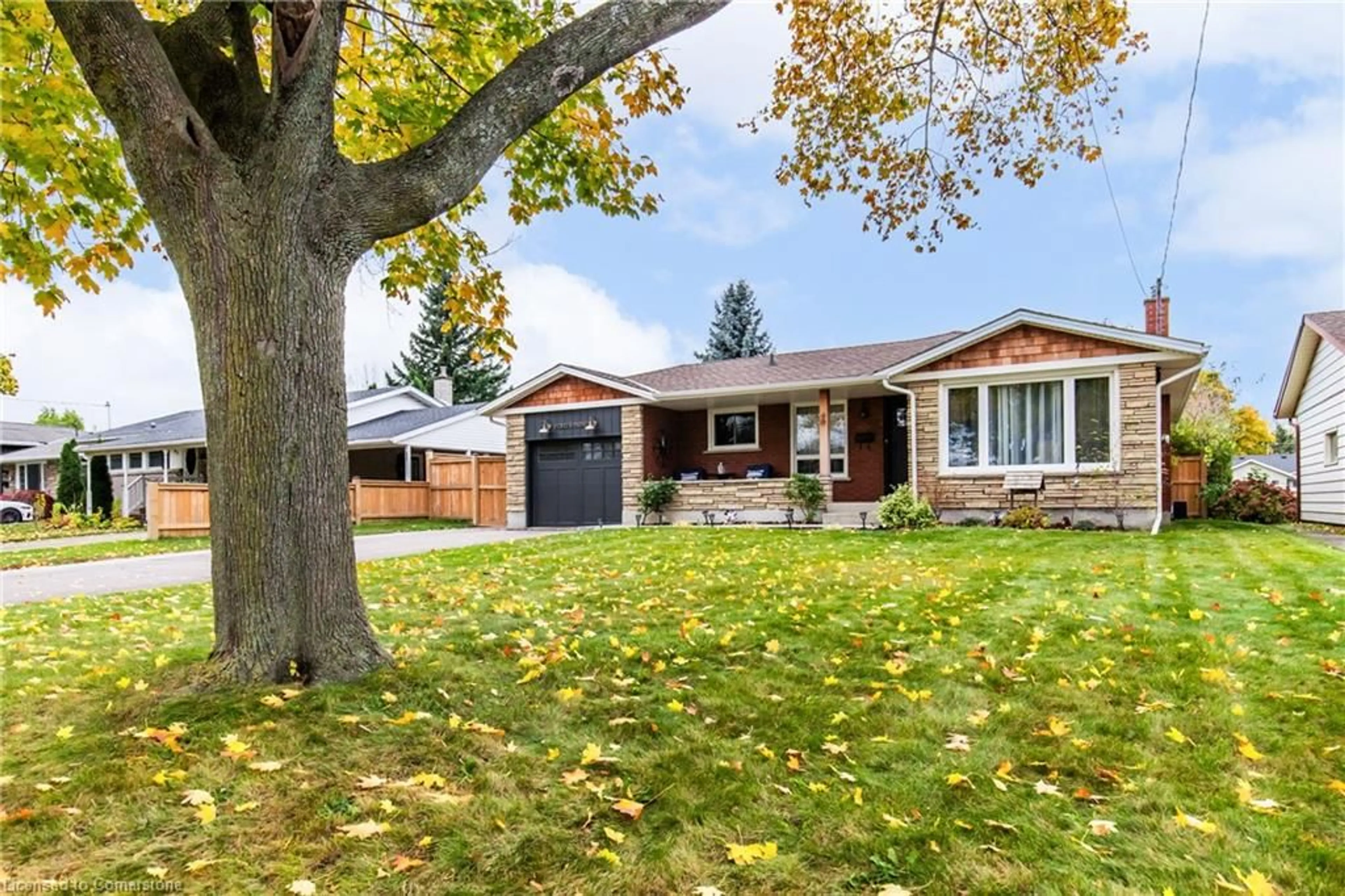 Home with brick exterior material, street for 49 Royal Manor Dr, St. Catharines Ontario L2M 4L2
