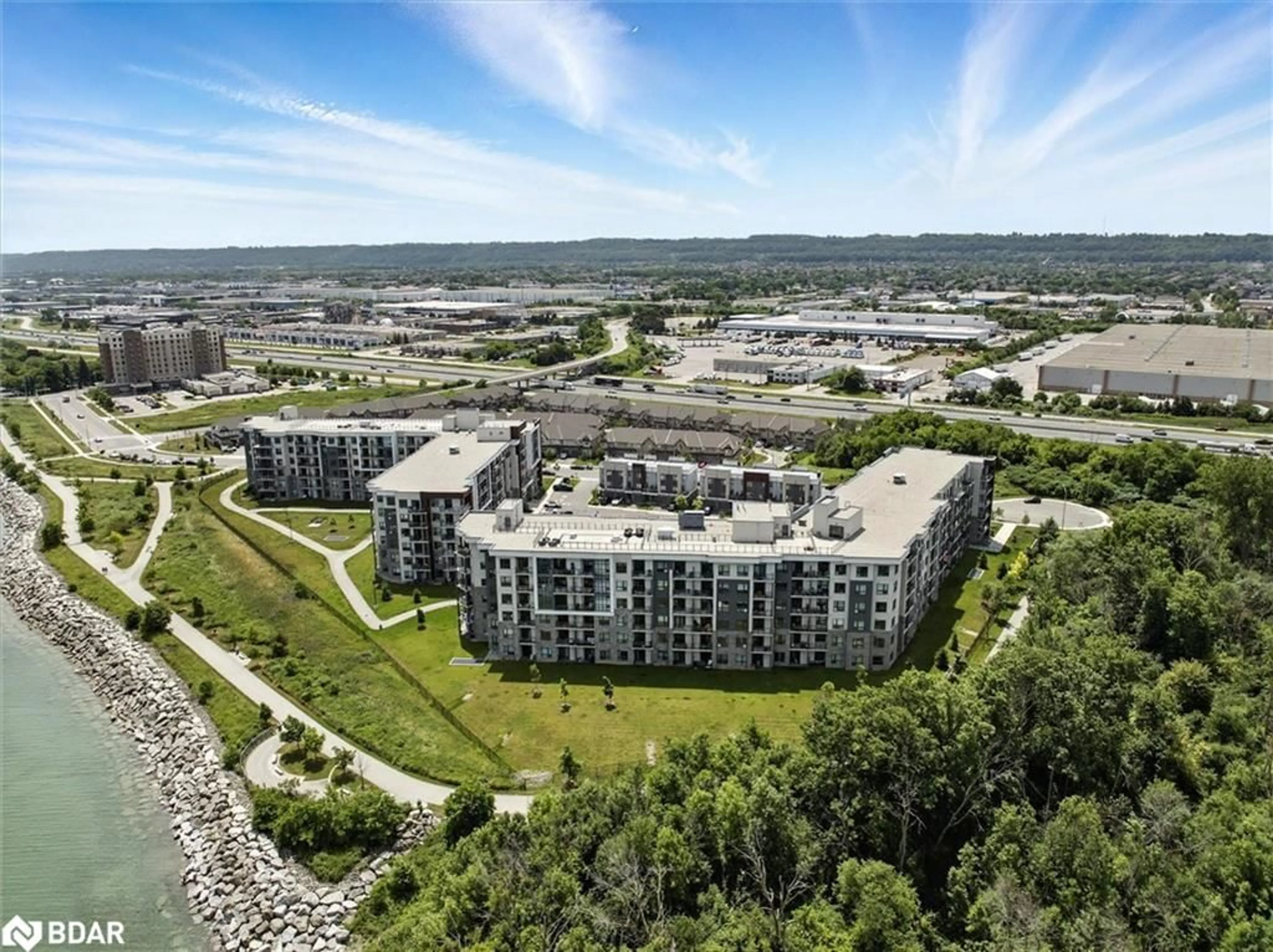 A pic from outside/outdoor area/front of a property/back of a property/a pic from drone, unknown for 125 Shoreview Pl #316, Stoney Creek Ontario L8E 0K3