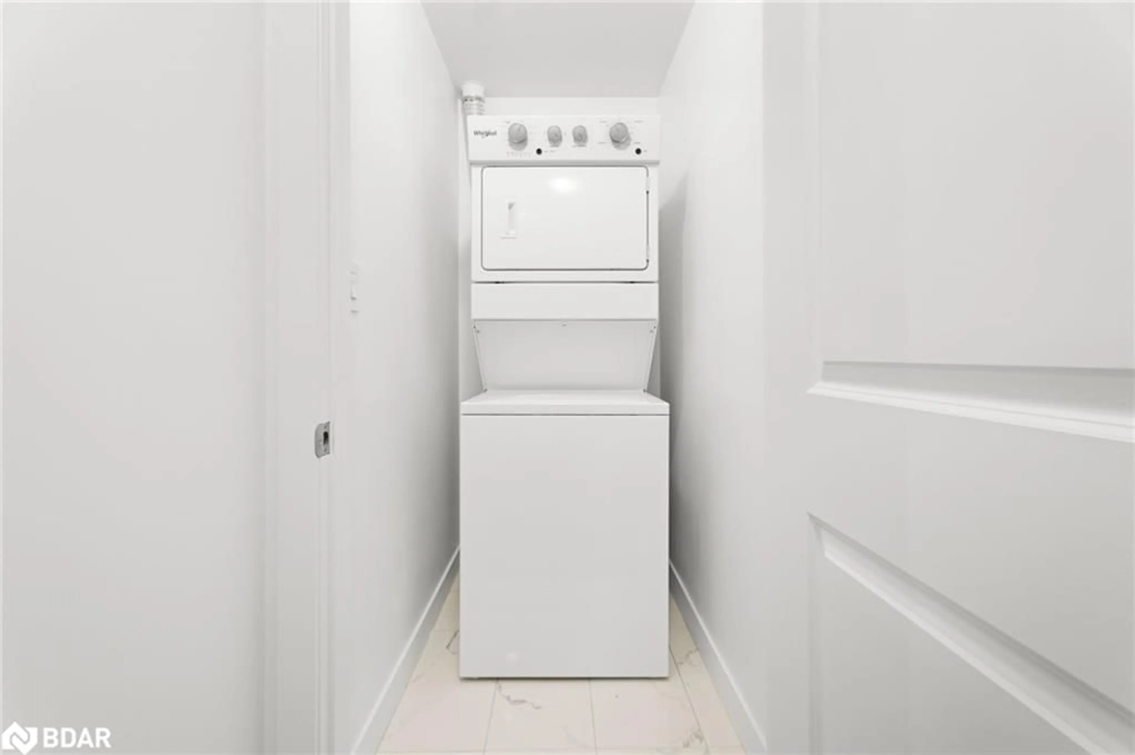 Laundry room for 460 Dundas Street East St #434, Hamilton Ontario L8B 2A5