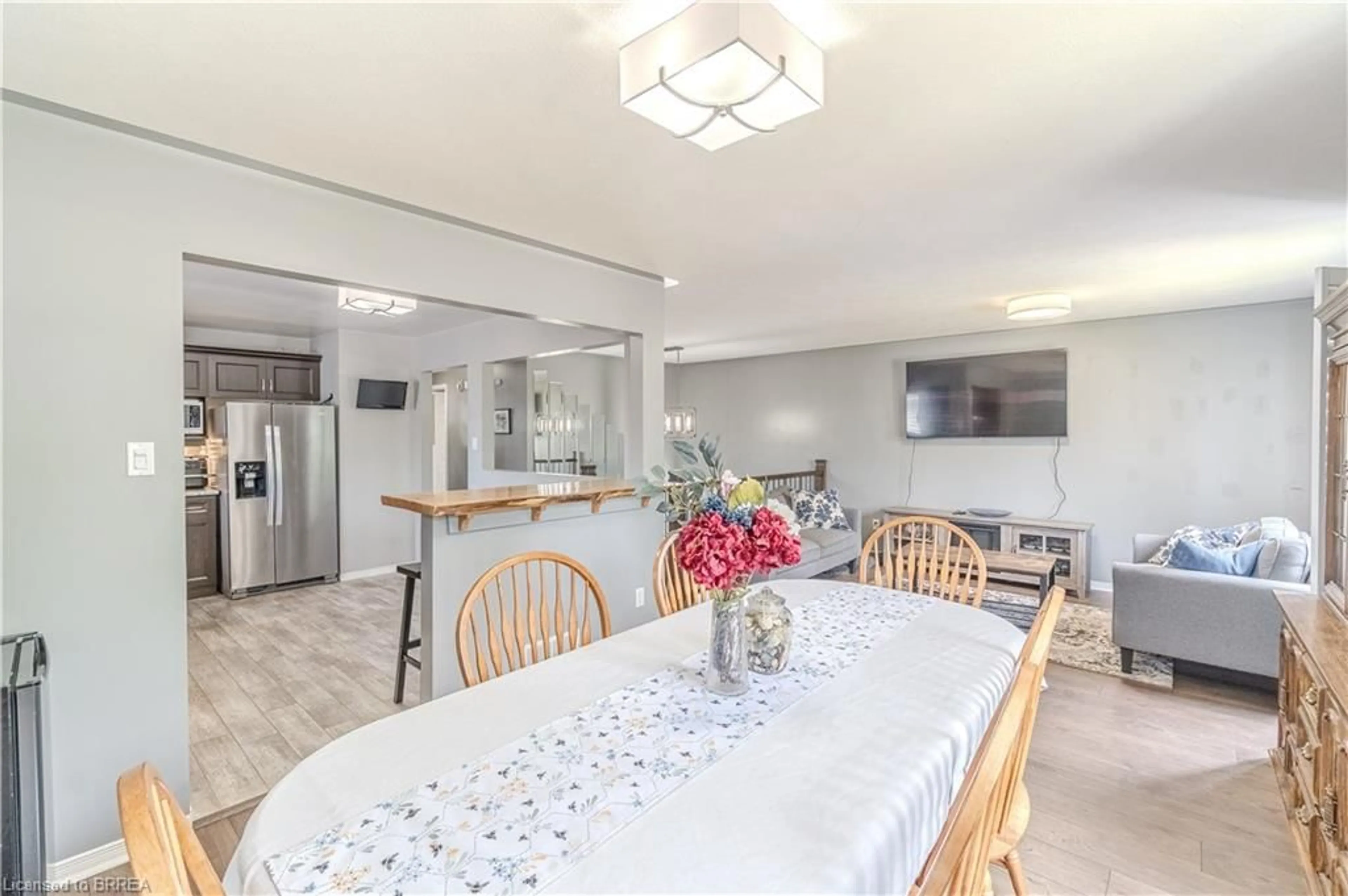 Dining room, unknown for 31 Sulky Rd, Brantford Ontario N3P 1K1