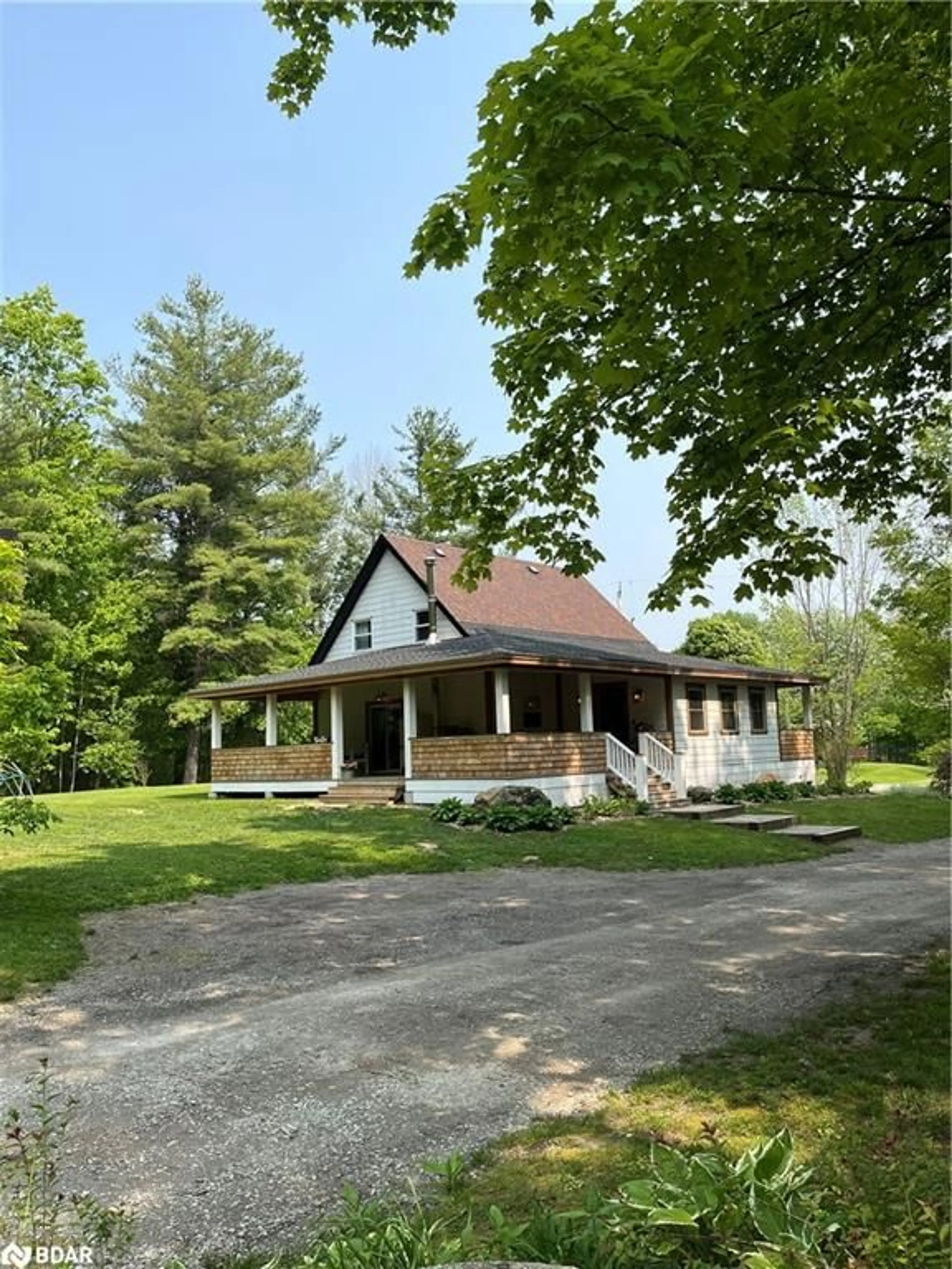 A pic from outside/outdoor area/front of a property/back of a property/a pic from drone, street for 2352 Mcdonald Rd, Elmvale Ontario L0L 1P0