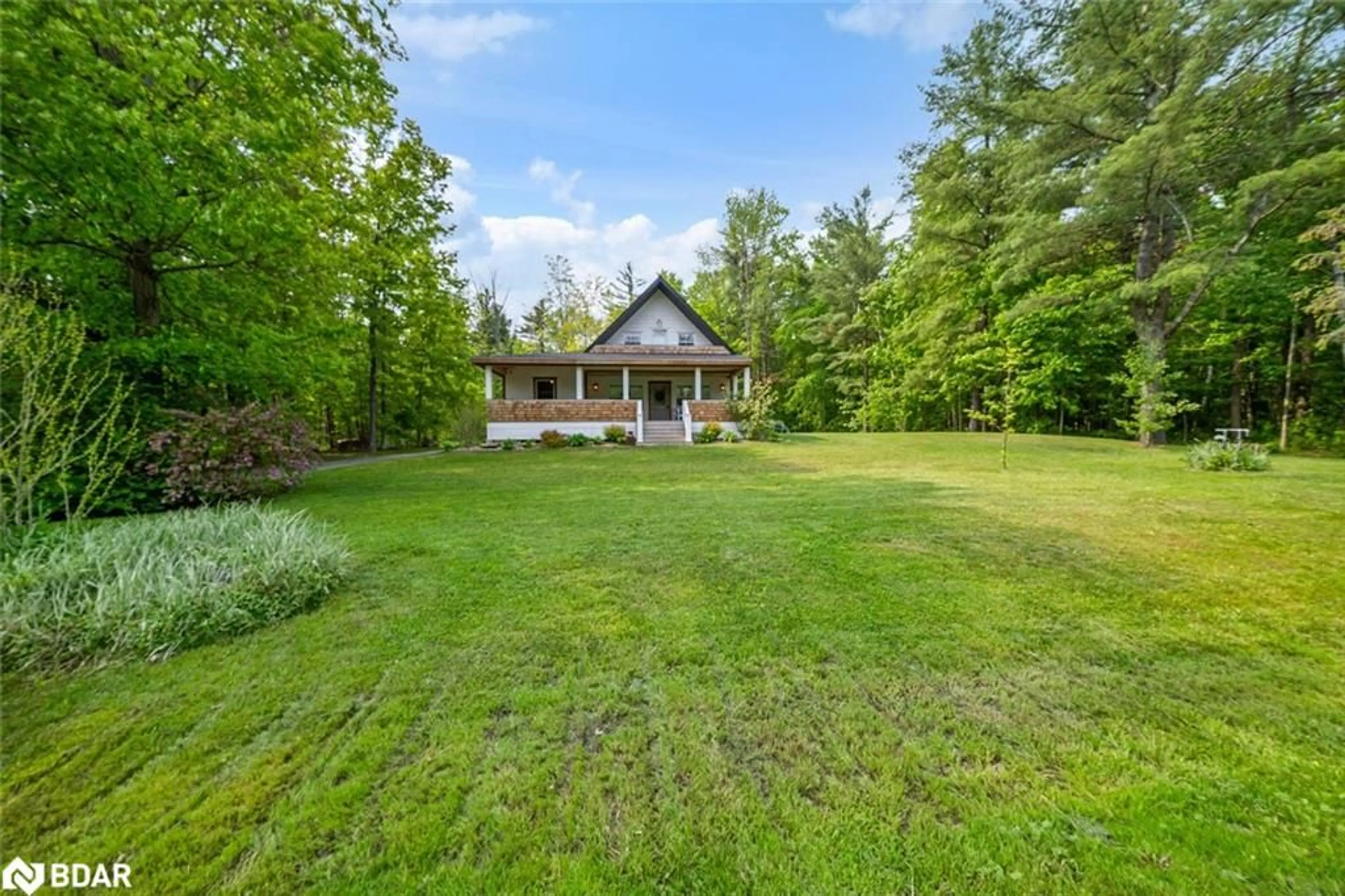 A pic from outside/outdoor area/front of a property/back of a property/a pic from drone, unknown for 2352 Mcdonald Rd, Elmvale Ontario L0L 1P0