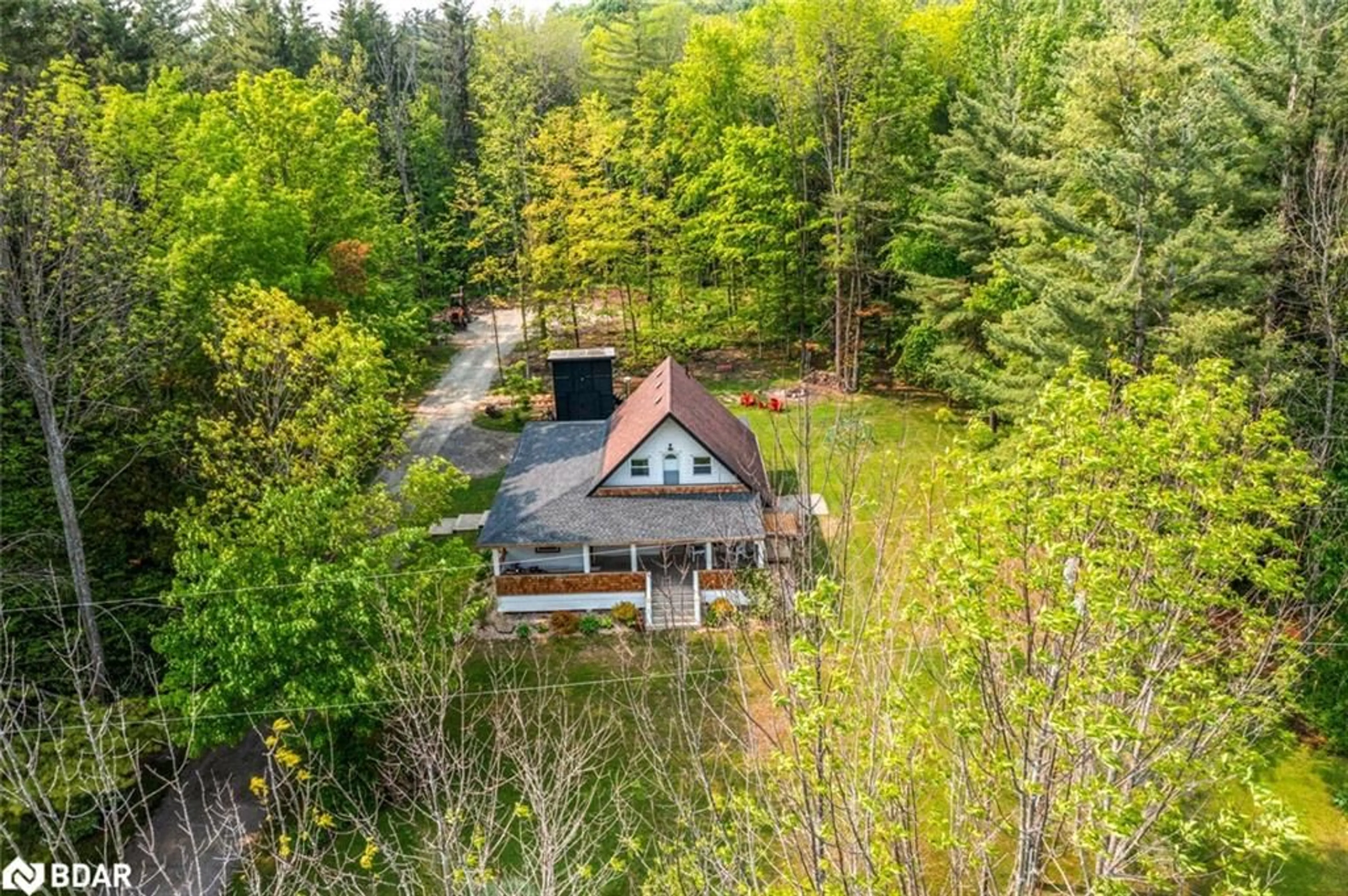 A pic from outside/outdoor area/front of a property/back of a property/a pic from drone, water/lake/river/ocean view for 2352 Mcdonald Rd, Elmvale Ontario L0L 1P0