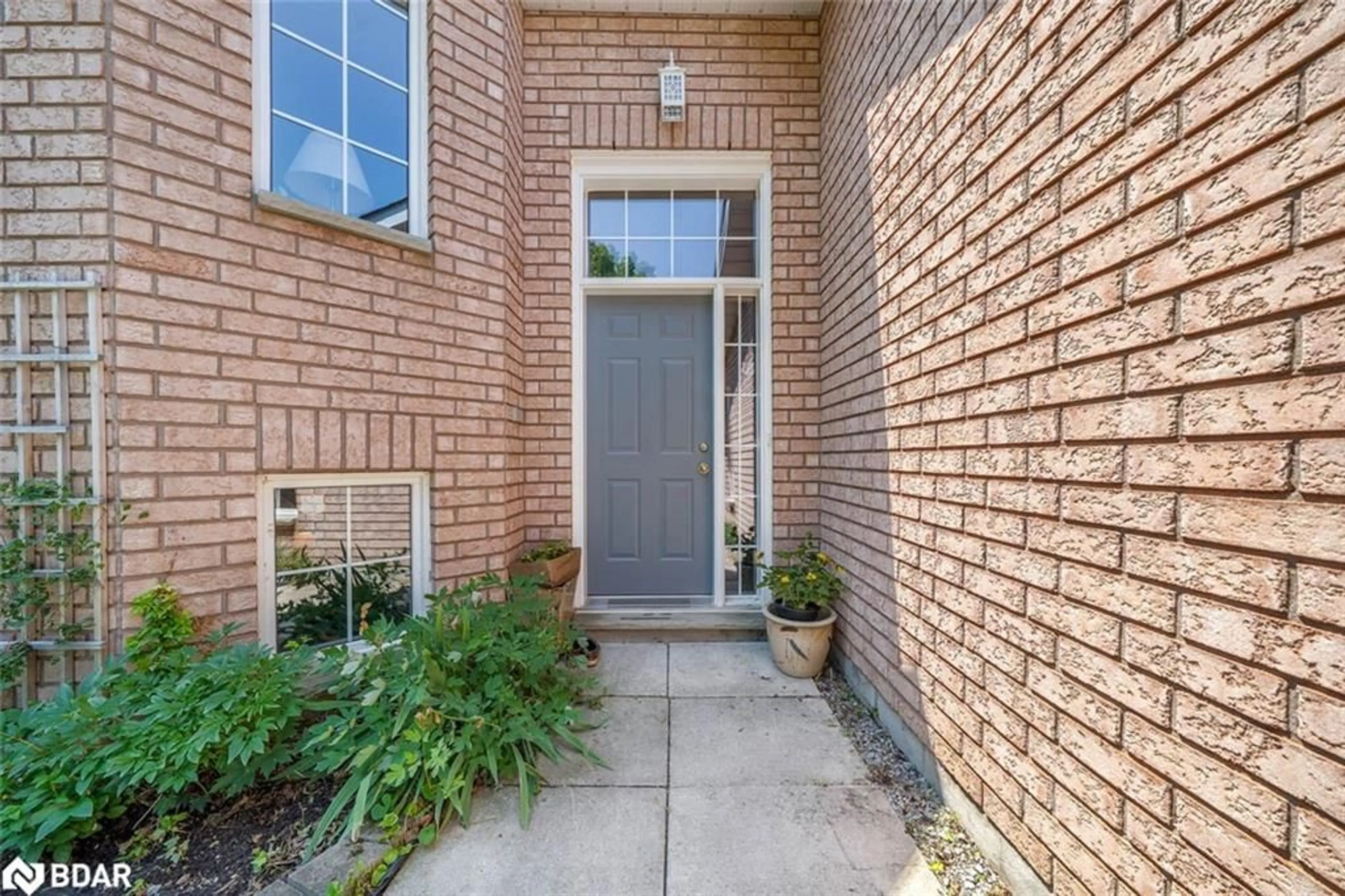 Unknown for 32 Ritchie Cres, Elmvale Ontario L0L 1P0