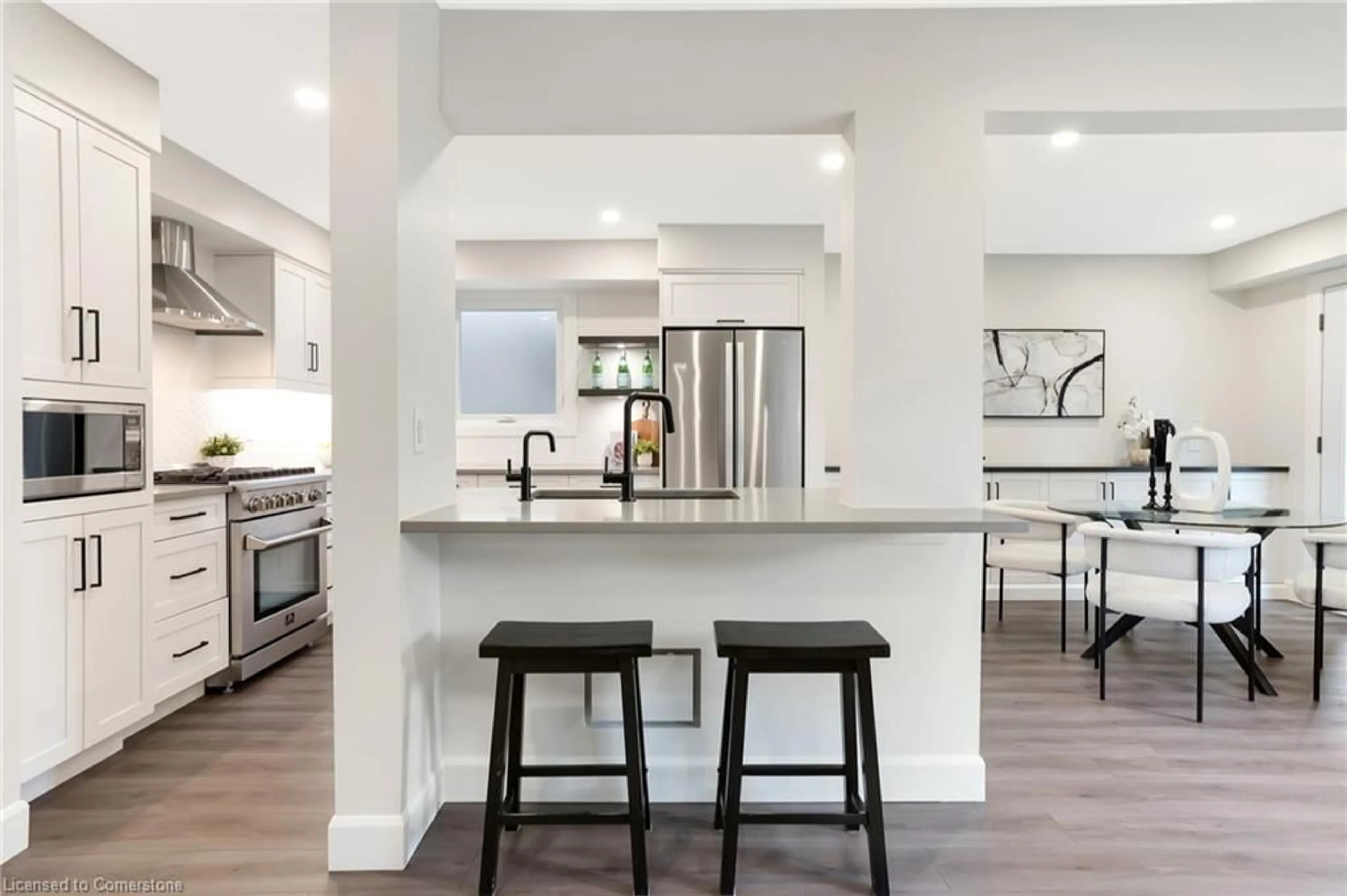 Open concept kitchen, unknown for 156 Karalee Cres, Cambridge Ontario N3C 4H2