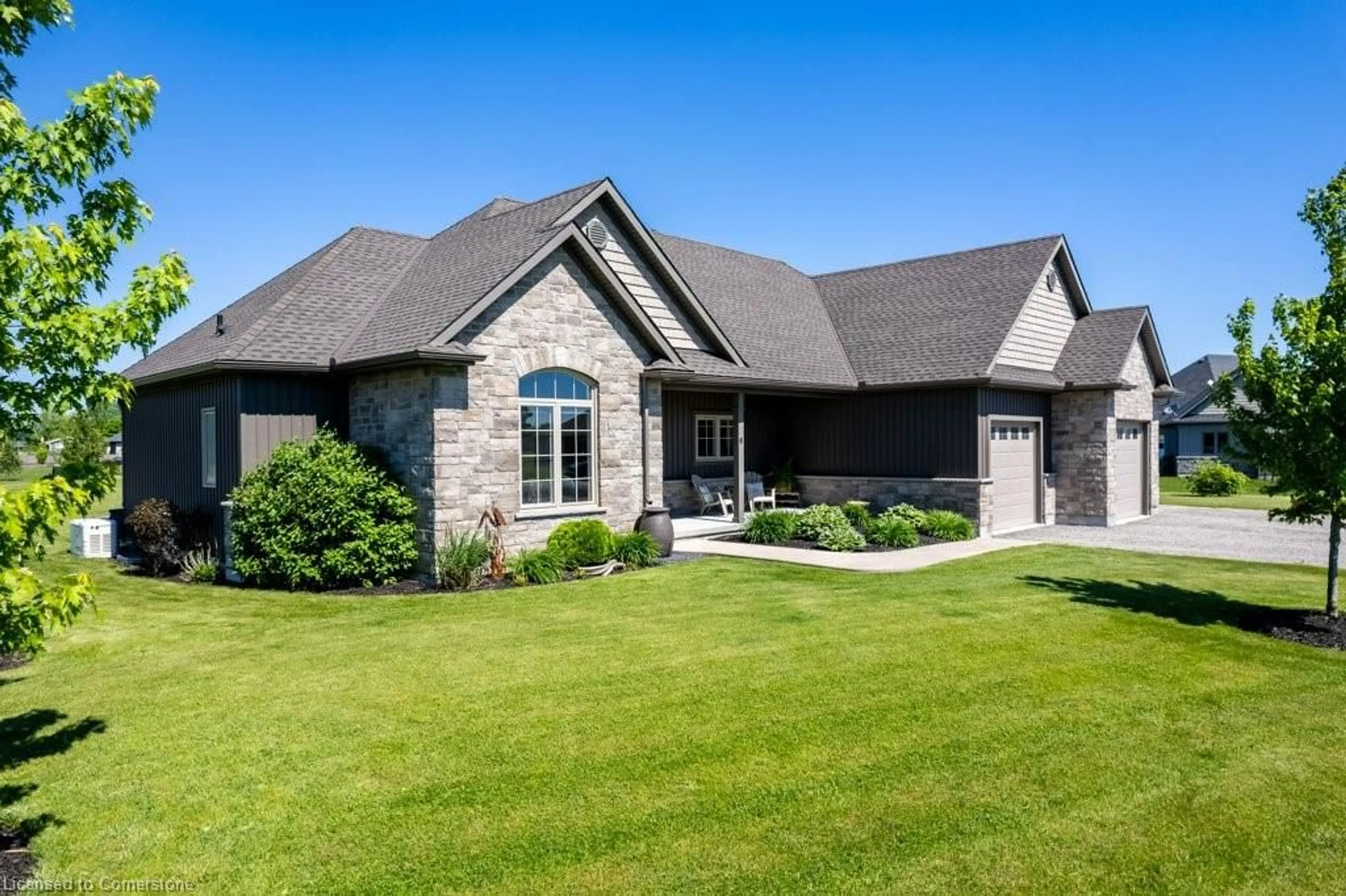Home with brick exterior material, street for 6 Silverthorne Crt, Dunnville Ontario N1A 2W2