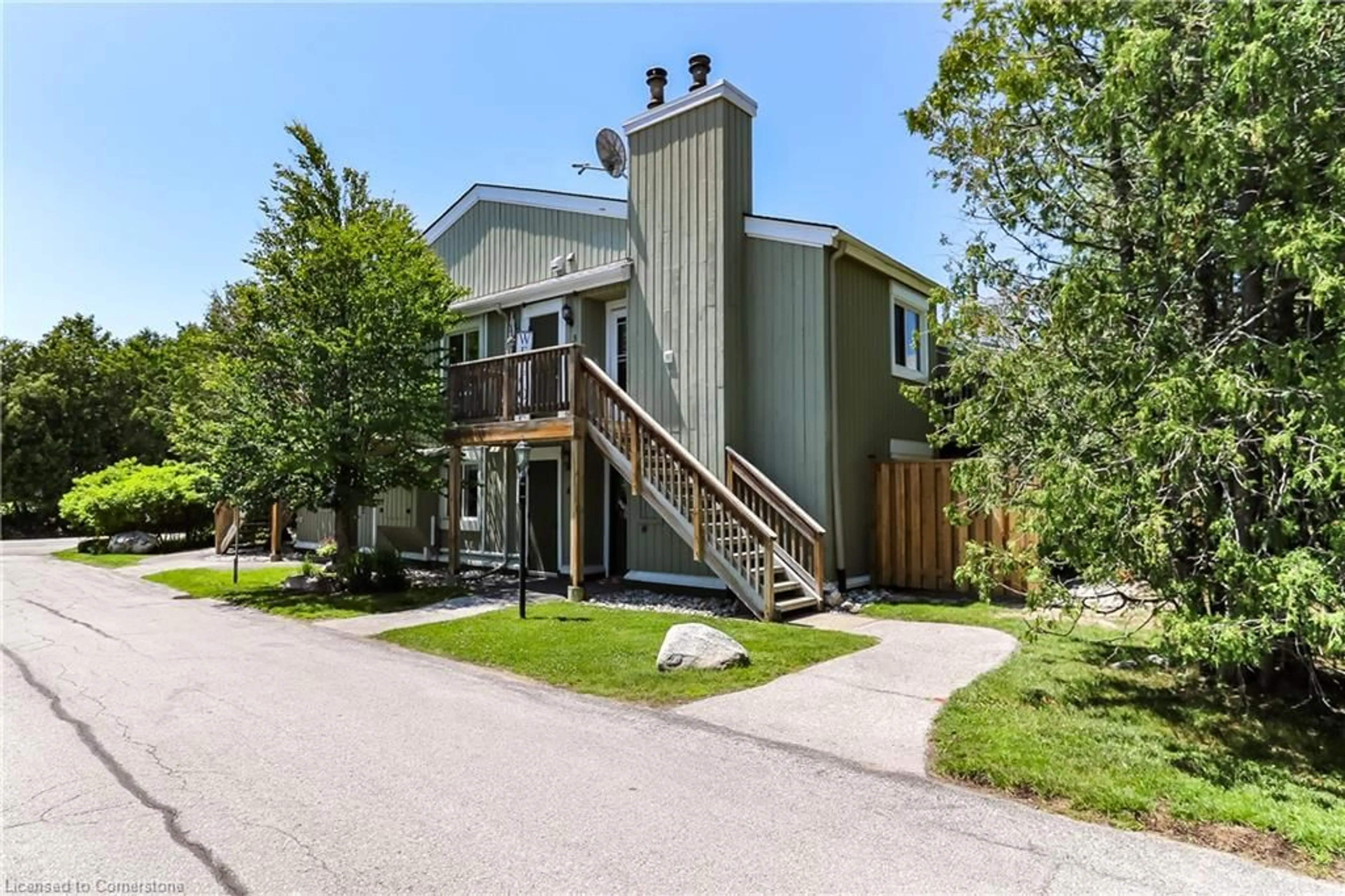 Patio, unknown for 15 Dawson Dr #3, Collingwood Ontario L9Y 3Z5