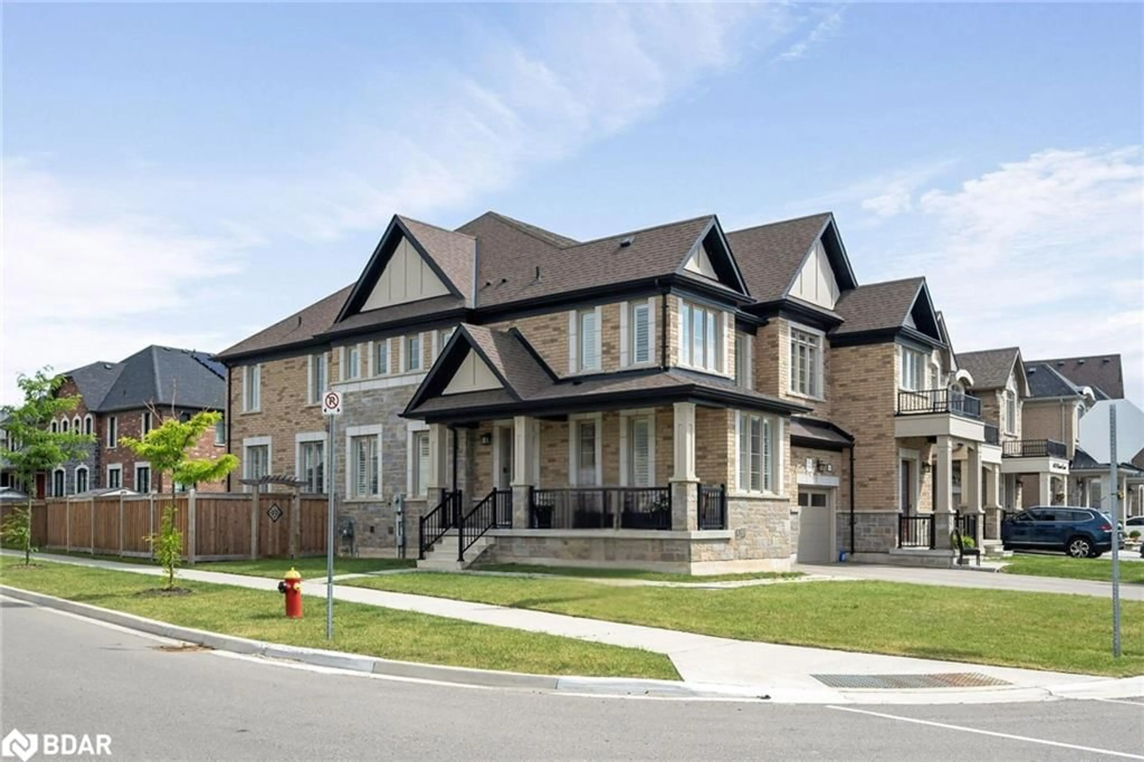 Home with brick exterior material, street for 628 Beam Crt, Milton Ontario L9E 1L3
