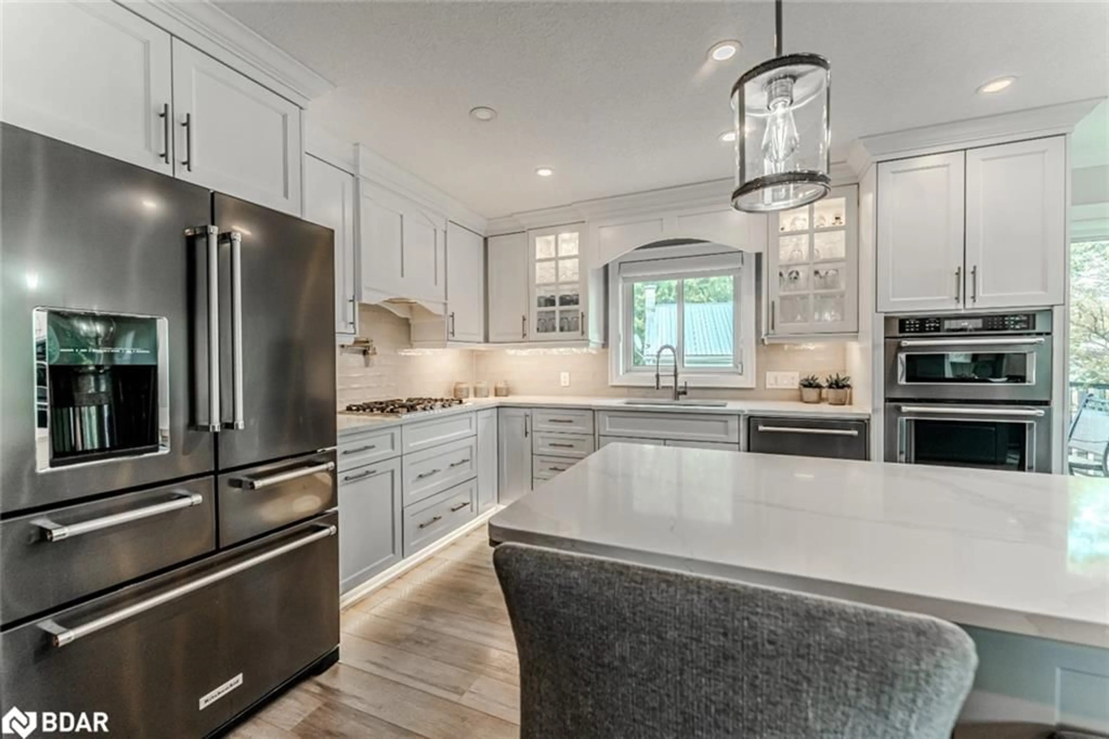 Contemporary kitchen, unknown for 93 Sydenham St, Angus Ontario L0M 1B0