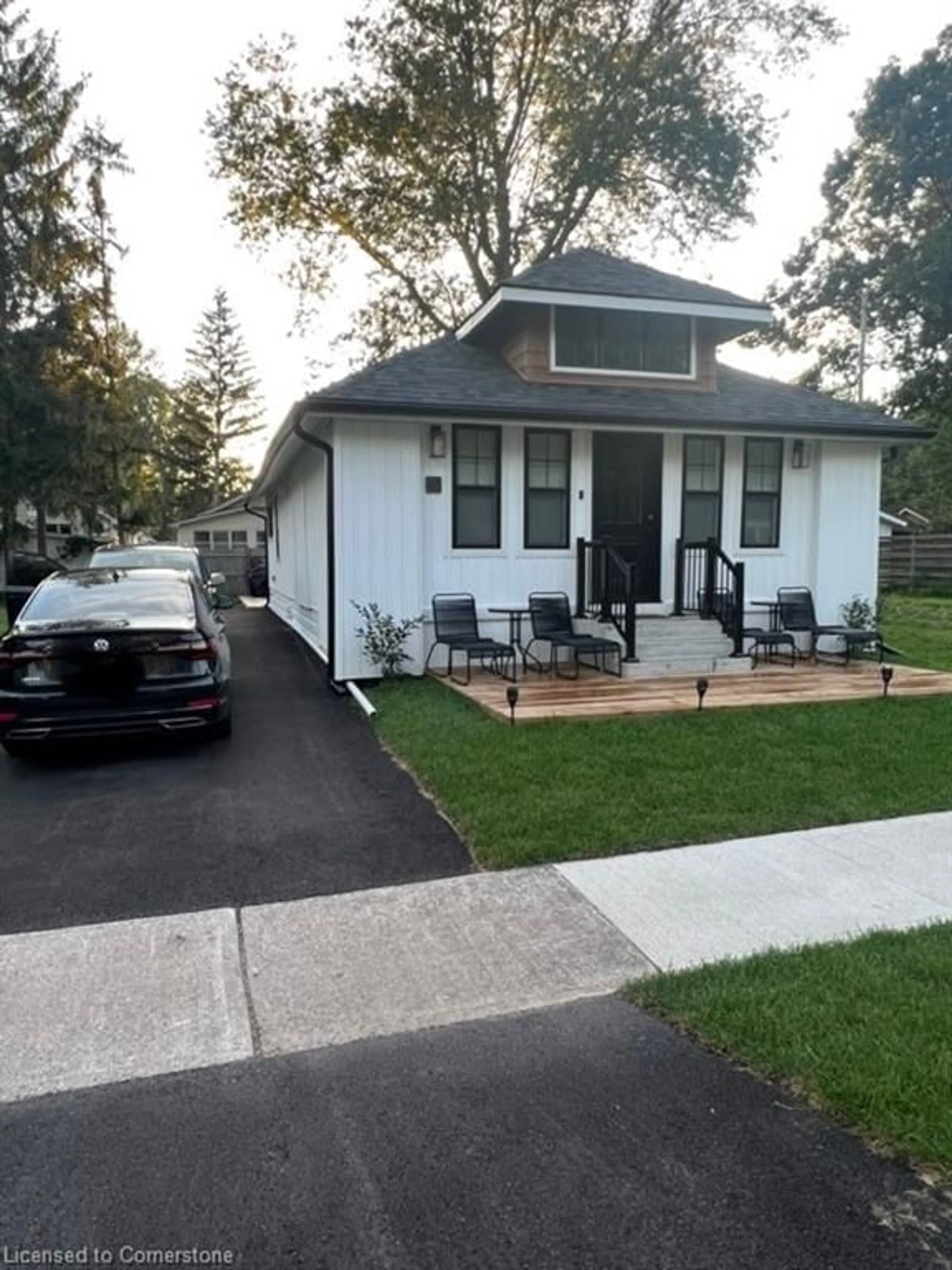 Home with vinyl exterior material, street for 385 Westwood Ave, Crystal Beach Ontario L0S 1B0