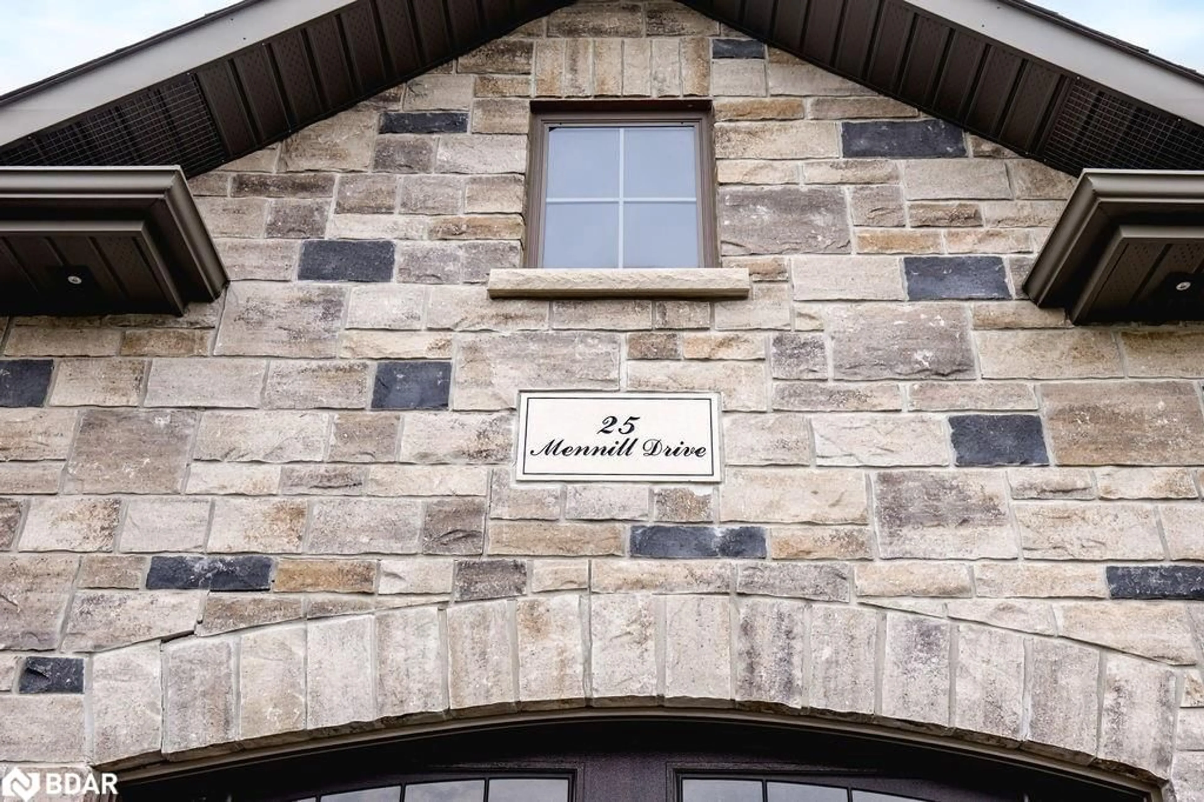 Unknown for 25 Mennill Dr, Snow Valley Ontario L0L 1Y3