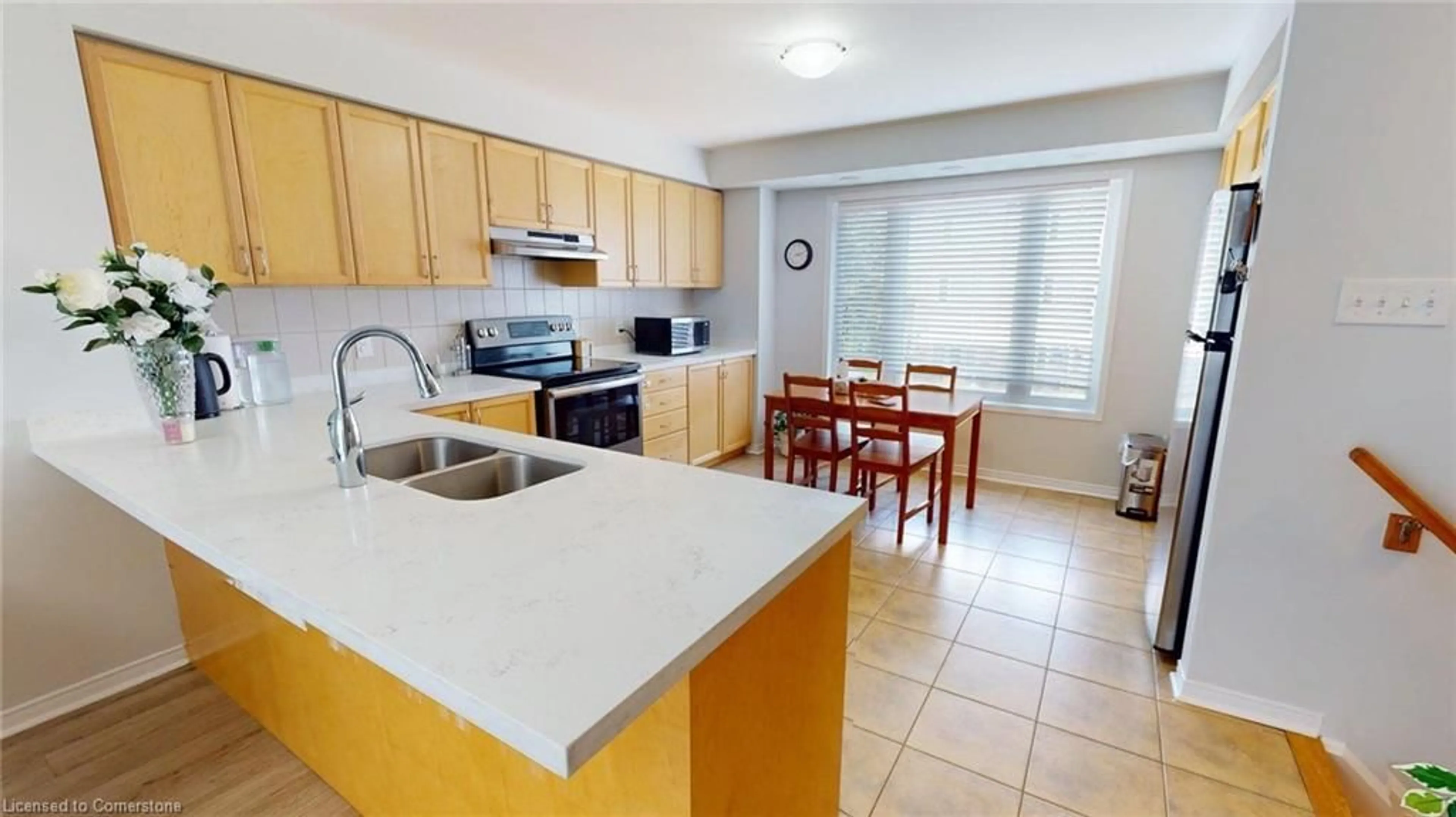 Standard kitchen, ceramic/tile floor for 3050 Erin Centre Blvd #114, Mississauga Ontario L5M 0P5